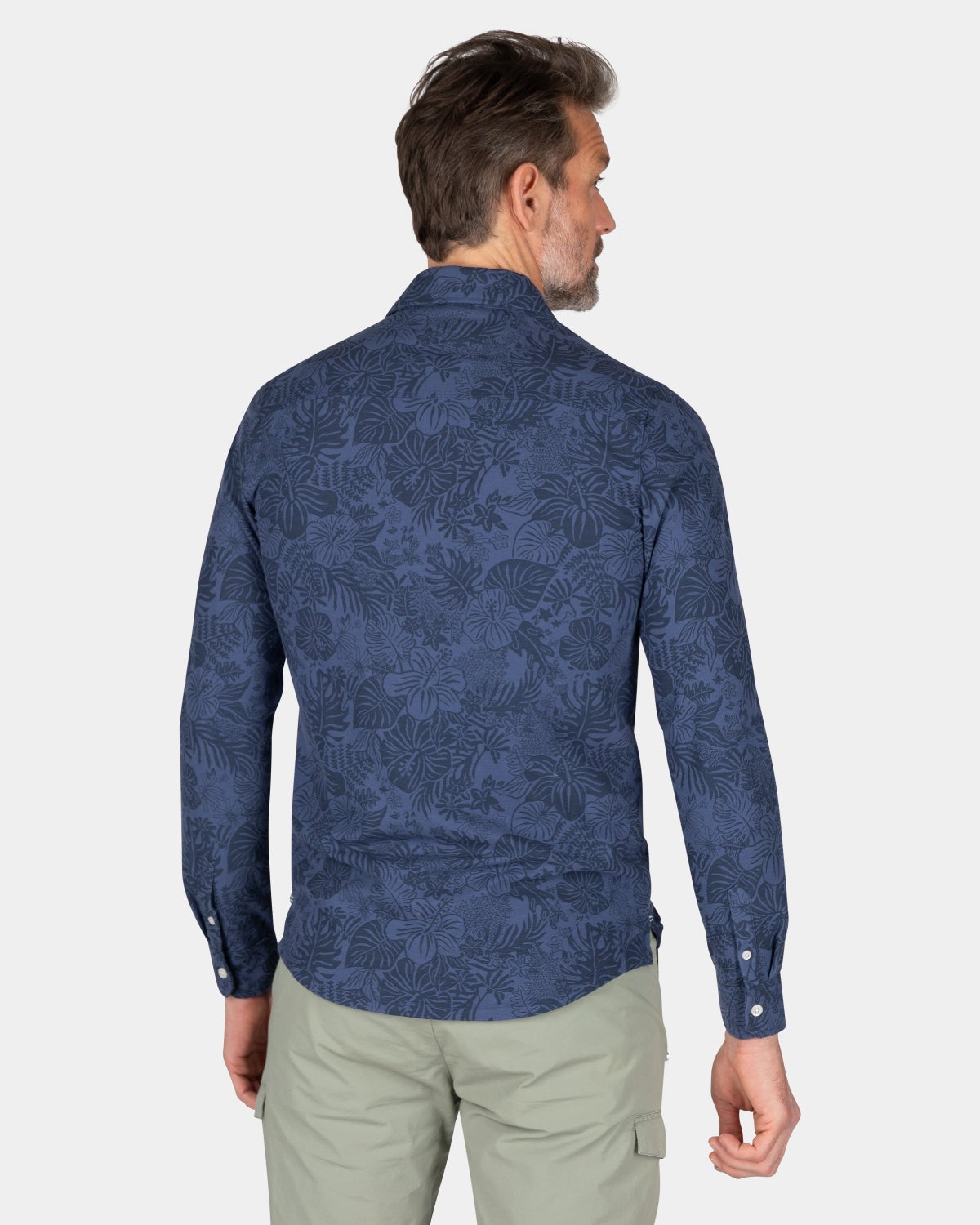 Camisa azul oscuro con flores. - Dusk Navy