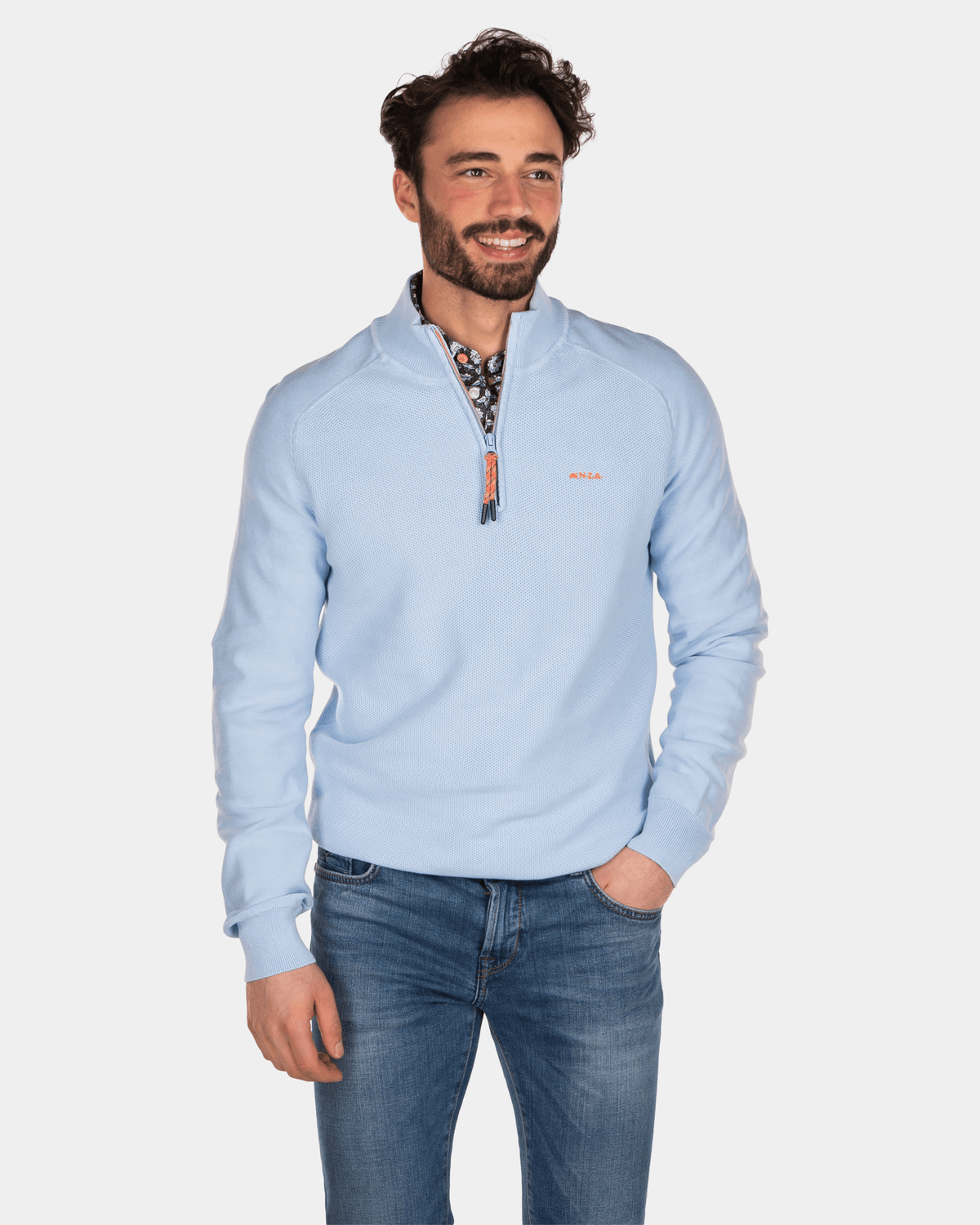 Einfarbiger Pullover mit halbem Reißverschluss aus Baumwolle - Bright Sky