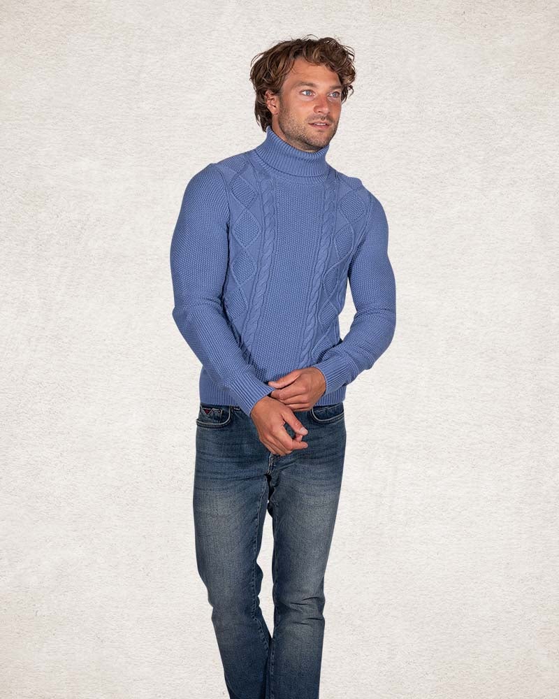 Rollkragenpullover mit Zopfmuster - Cloudy Blue