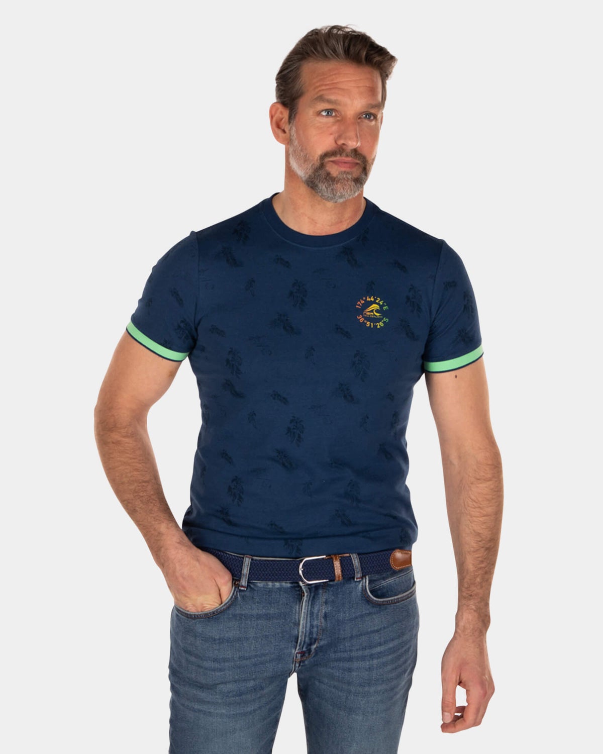 Marineblaues T-Shirt mit Blattdruck und Rundhalsausschnitt - Key Navy