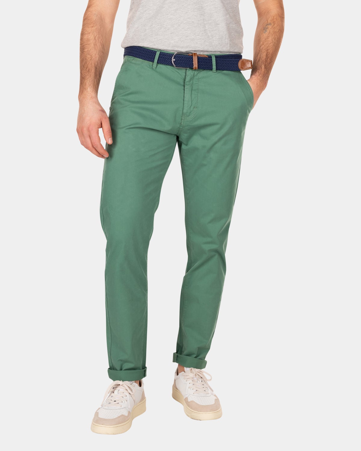 Katoenen chino met stretch - aMazoN greeN