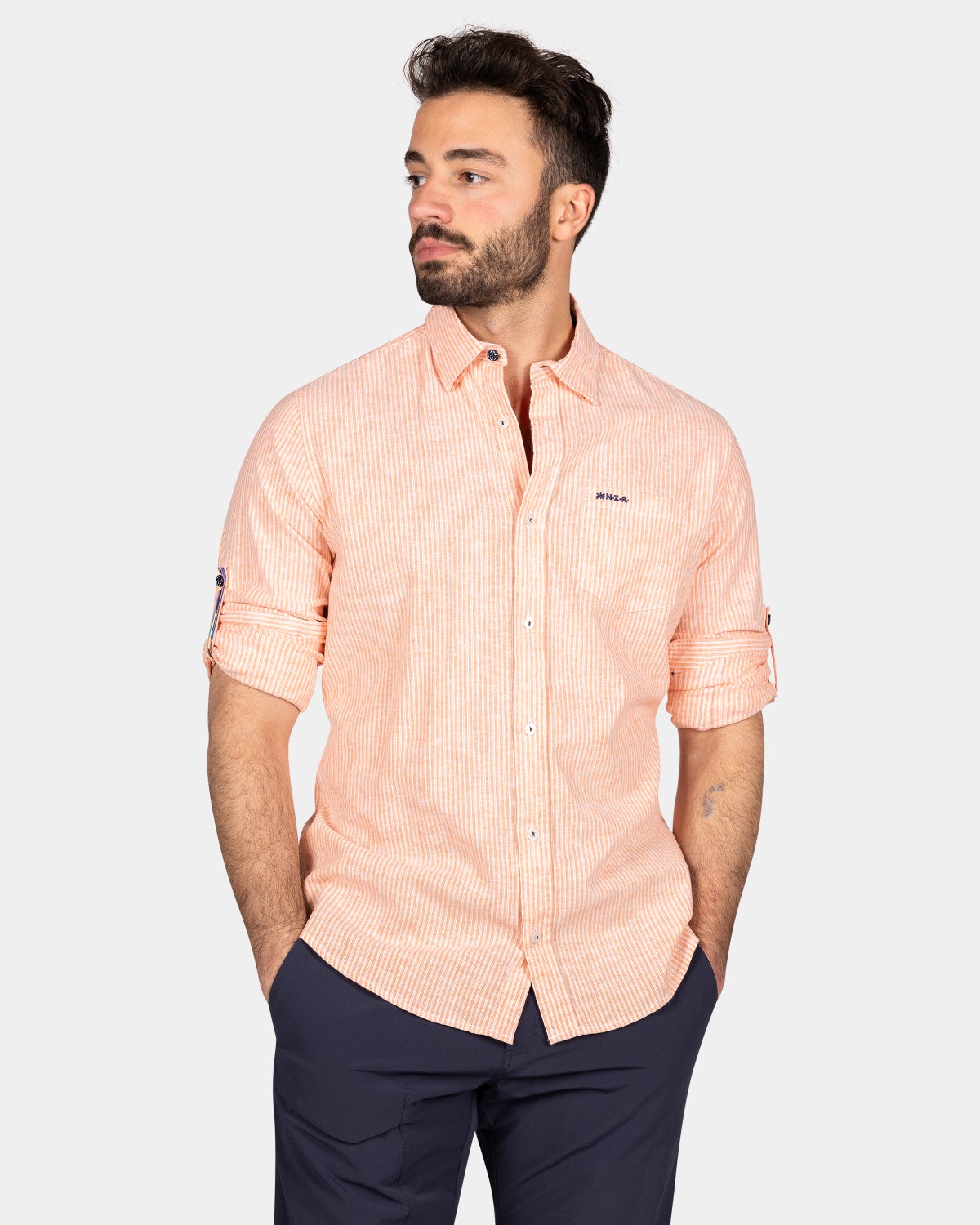 Camisa de color claro confeccionada en lino y algodﾗn - Fresh Orange