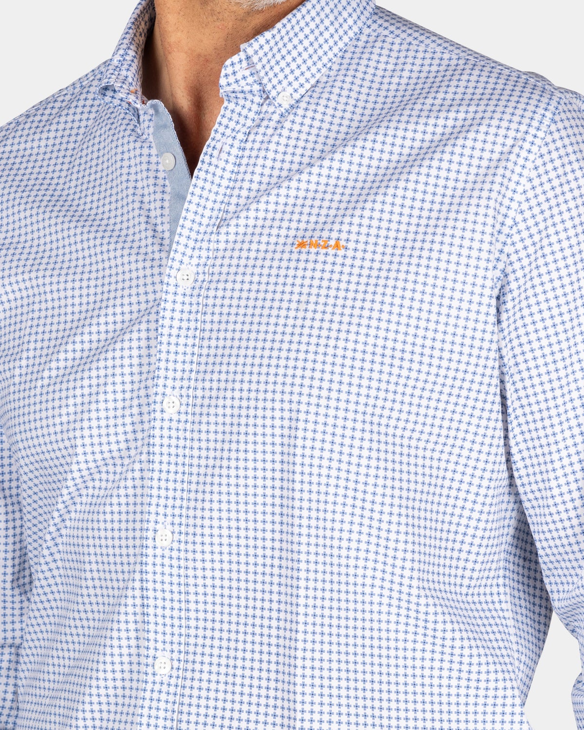 Camisa celeste con lunares. - Light Blue