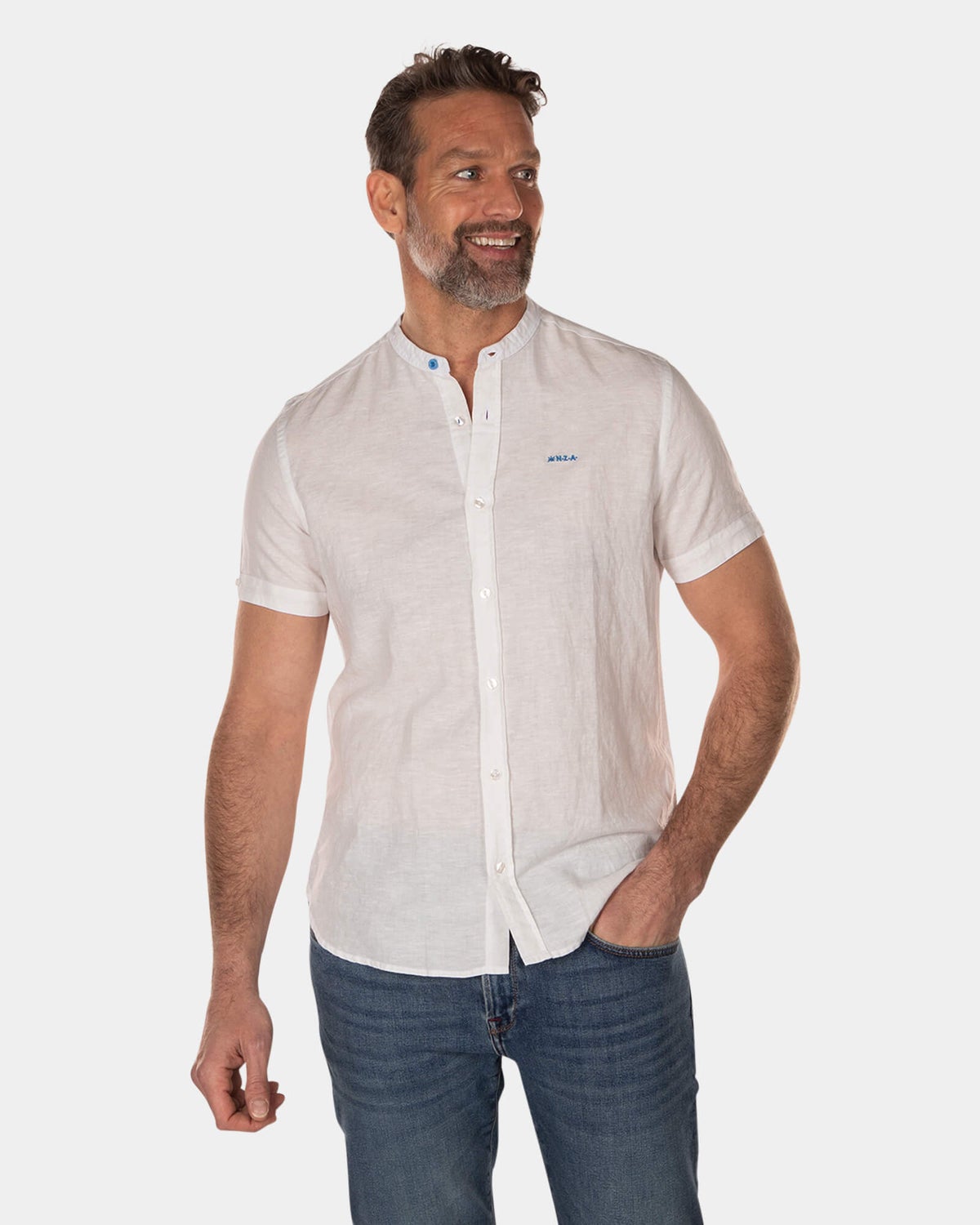 Schlichtes, kragenloses Hemd mit kurzen Ärmeln - Off White