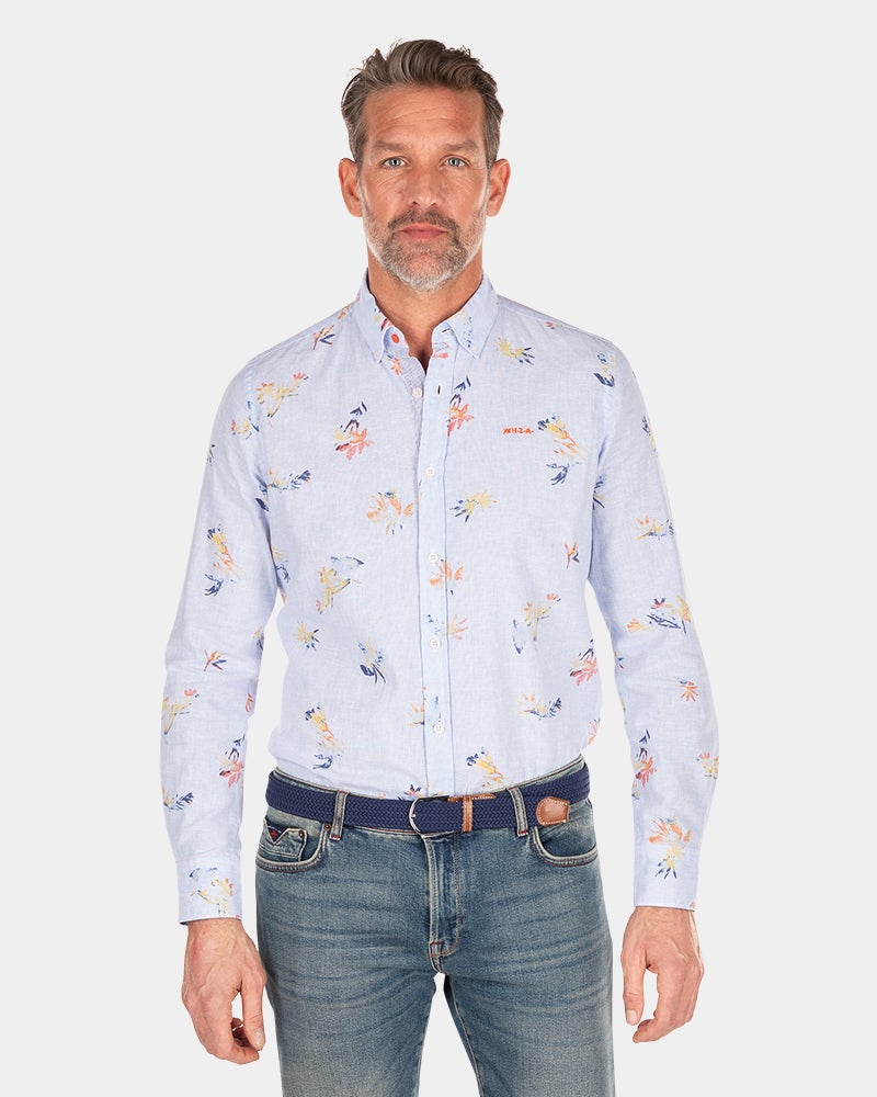 Camisa de lino con estampado floral. - Rhythm Blue