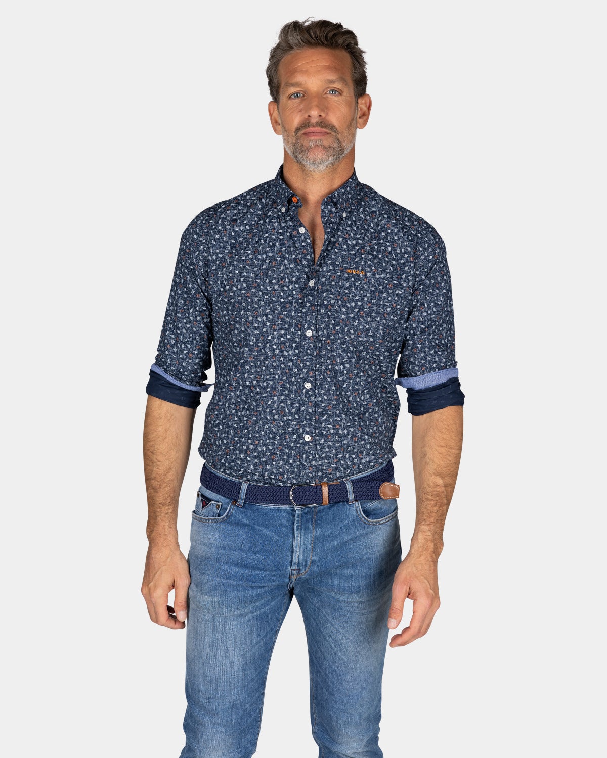 Camisa azul marino con estampado de hojas. - Autumn Navy