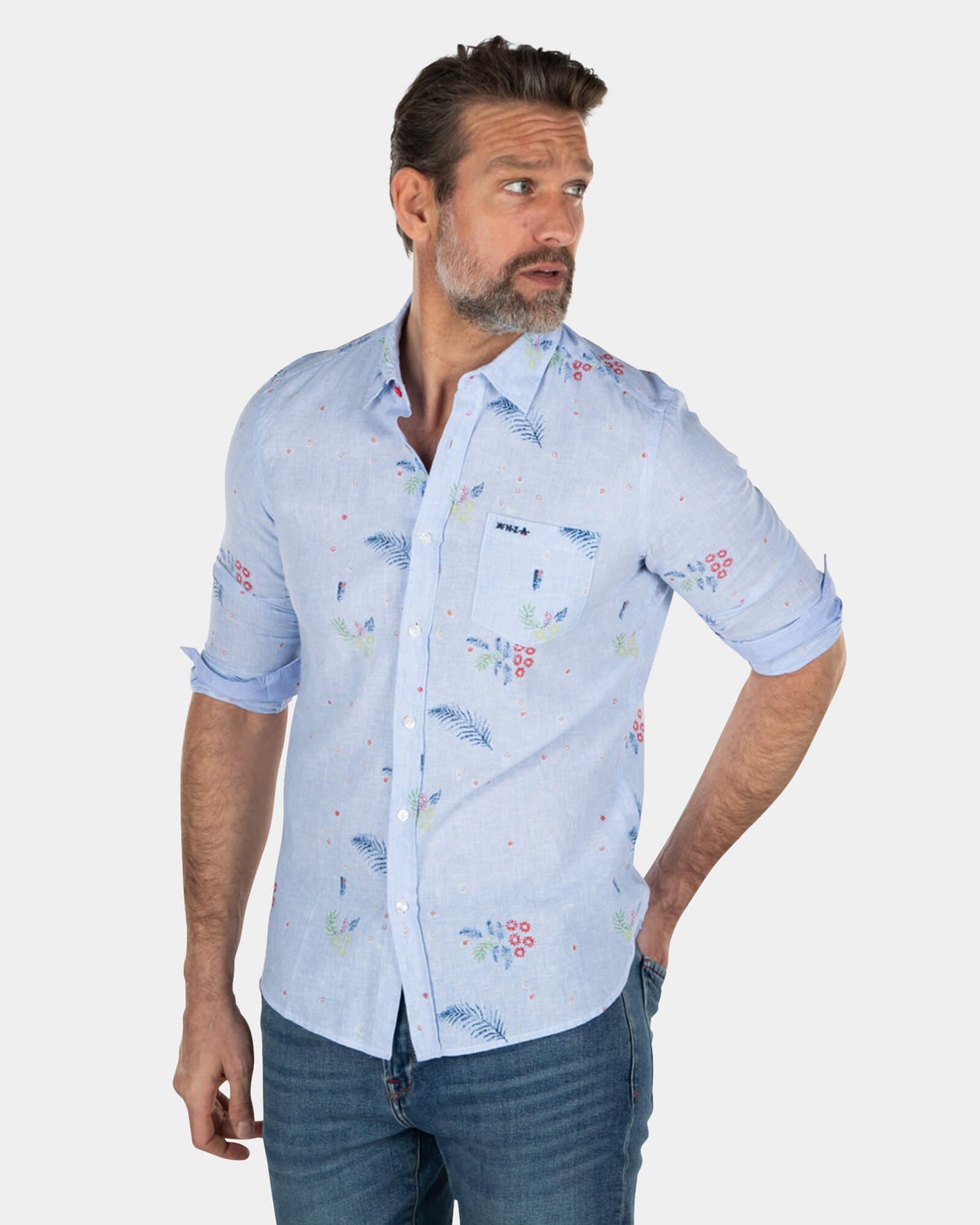 Camisa celeste con hojas - Light Blue