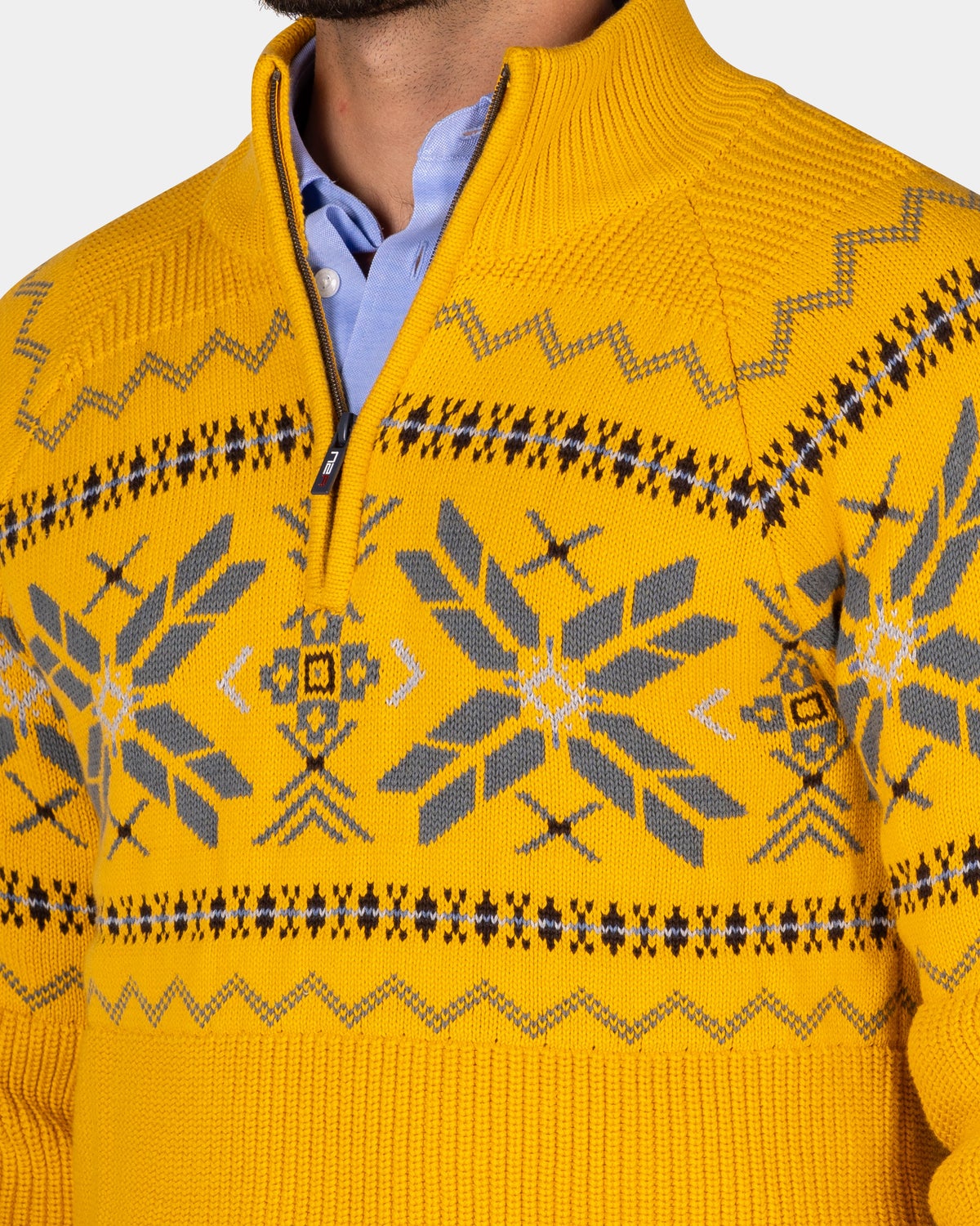 Okergele pullover met halve rits en gekleurd motief - Warm Ocre