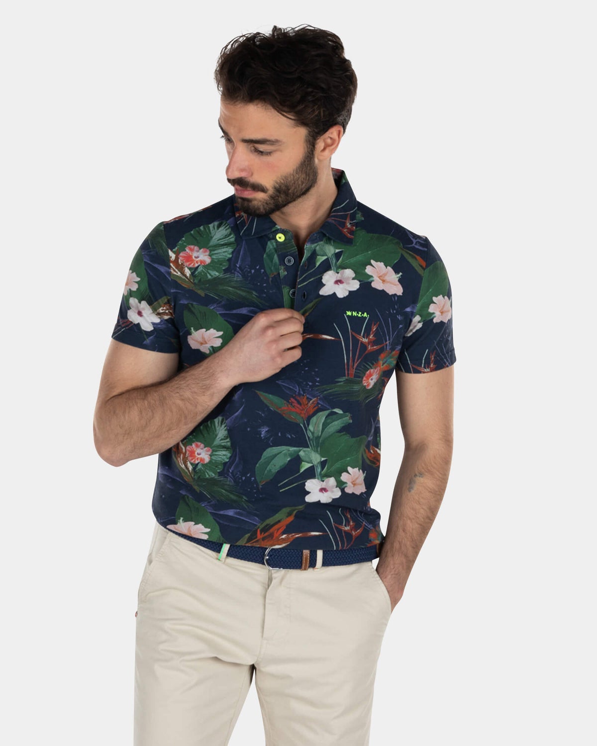 Baumwoll-Poloshirt mit Allover-Blumenprint in Marineblau - High Summer Navy