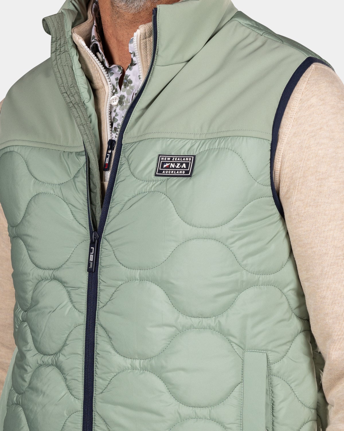 Groene gewatteerde bodywarmer - Sage