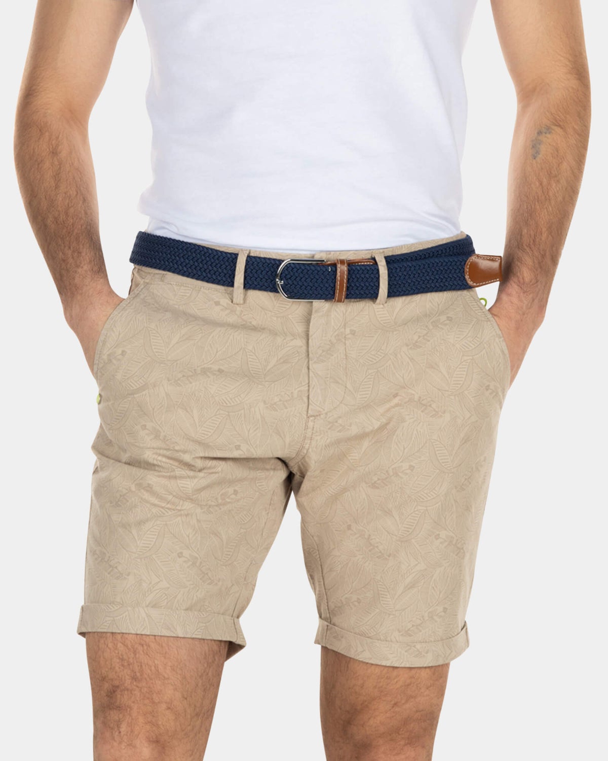 Korte chino met bladerprint - Beach Sand