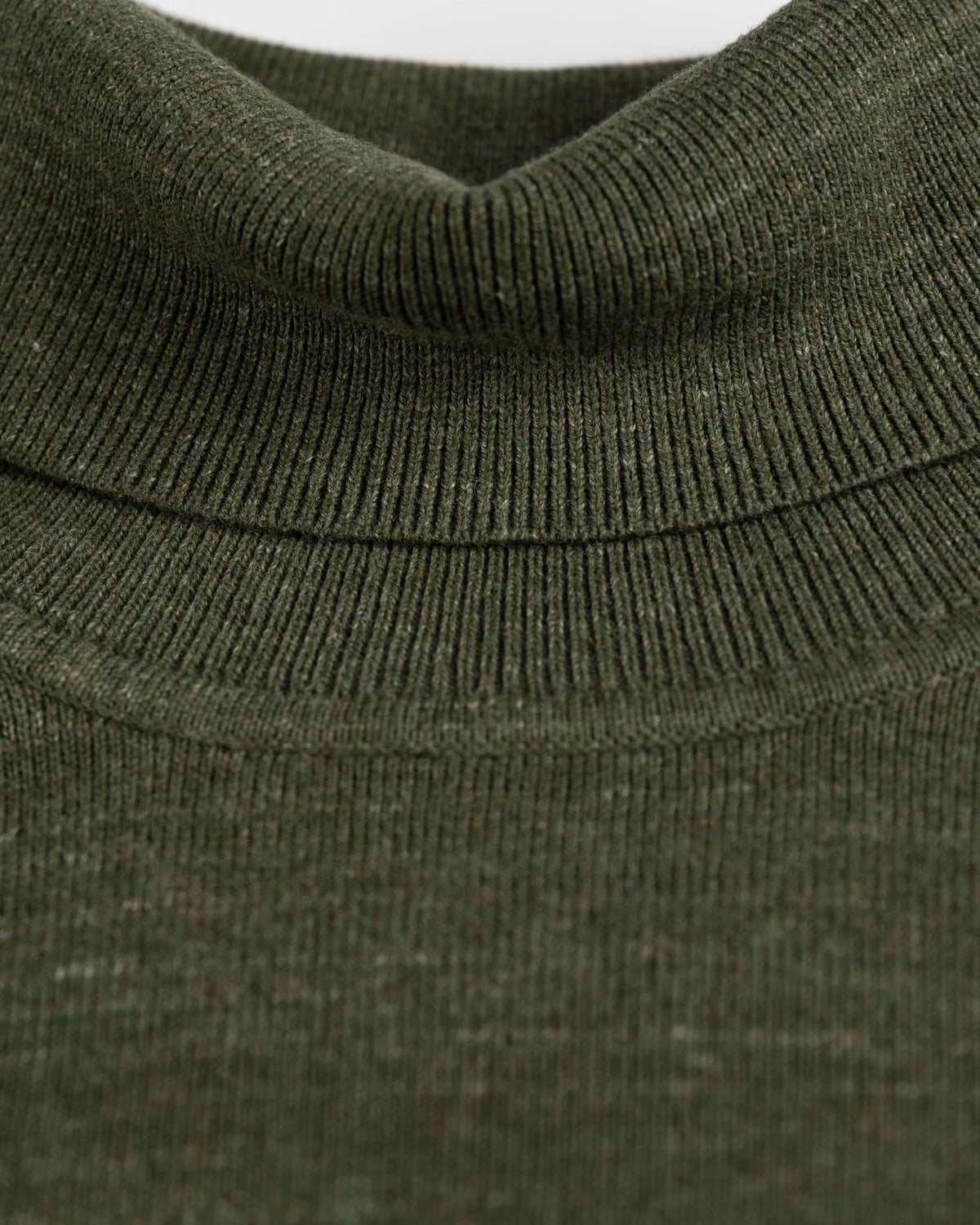 Jersey de cuello alto de algodón Orbell - Rock Green