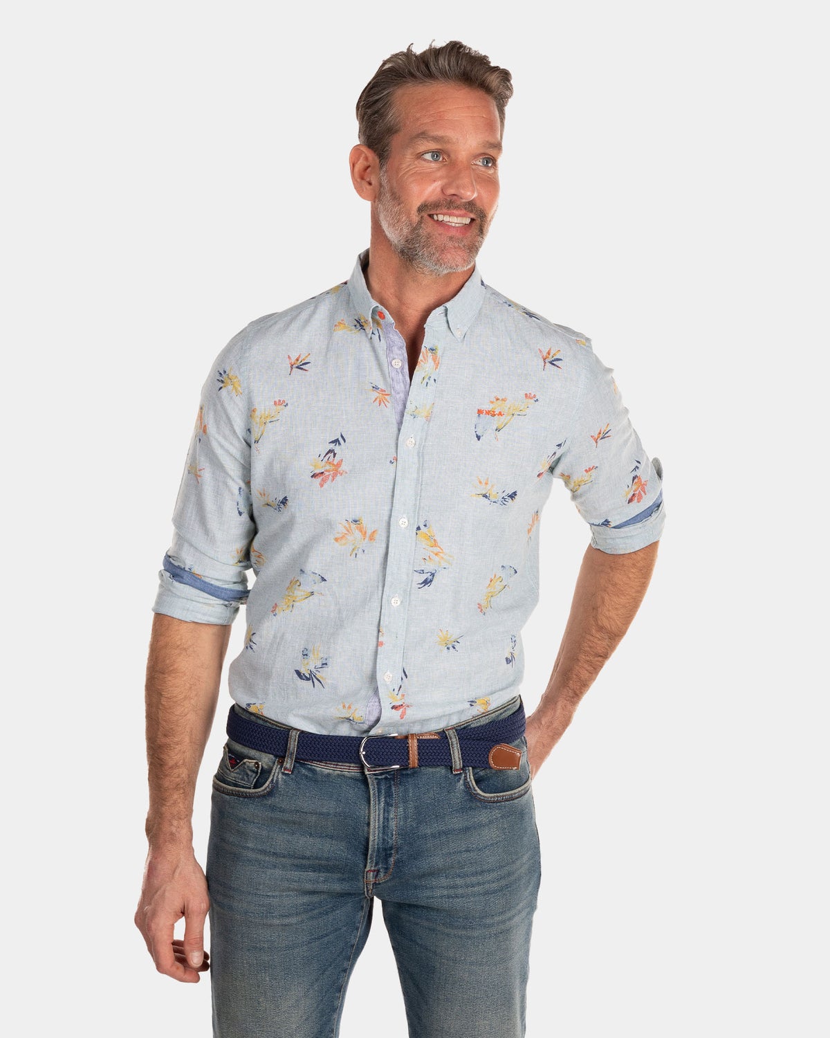 Camisa de lino con estampado floral. - Amazon Green