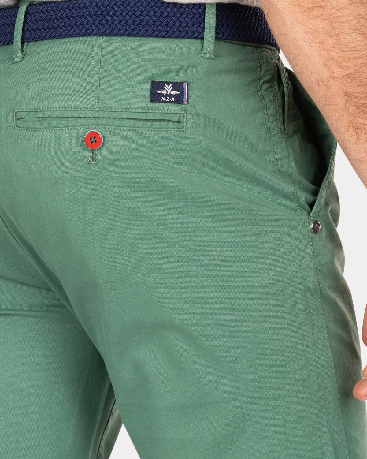 Baumwoll-Chino mit Stretch - aMazoN greeN