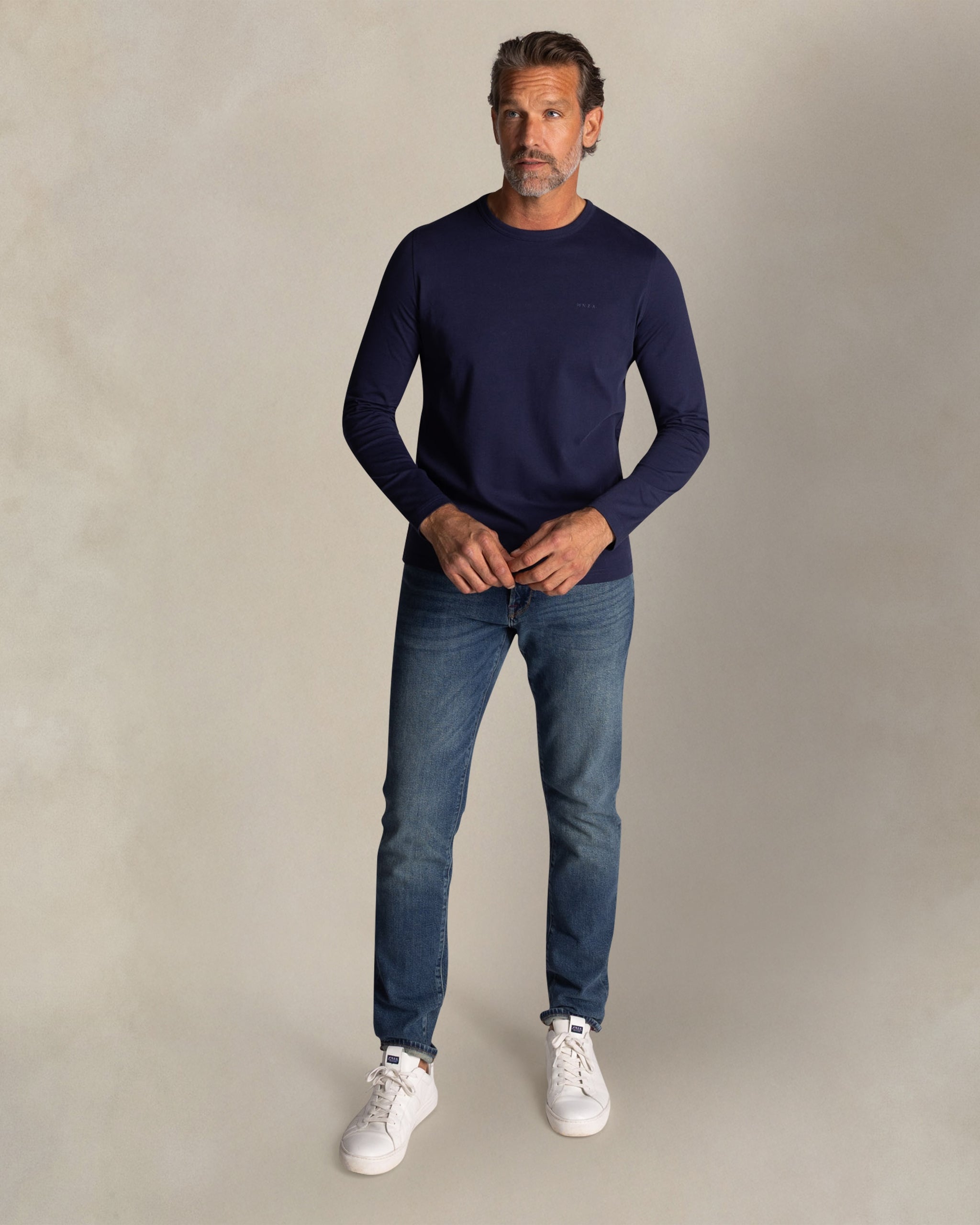 Blaues Baumwoll-Longsleeve Blaues Baumwoll-Longsleeve