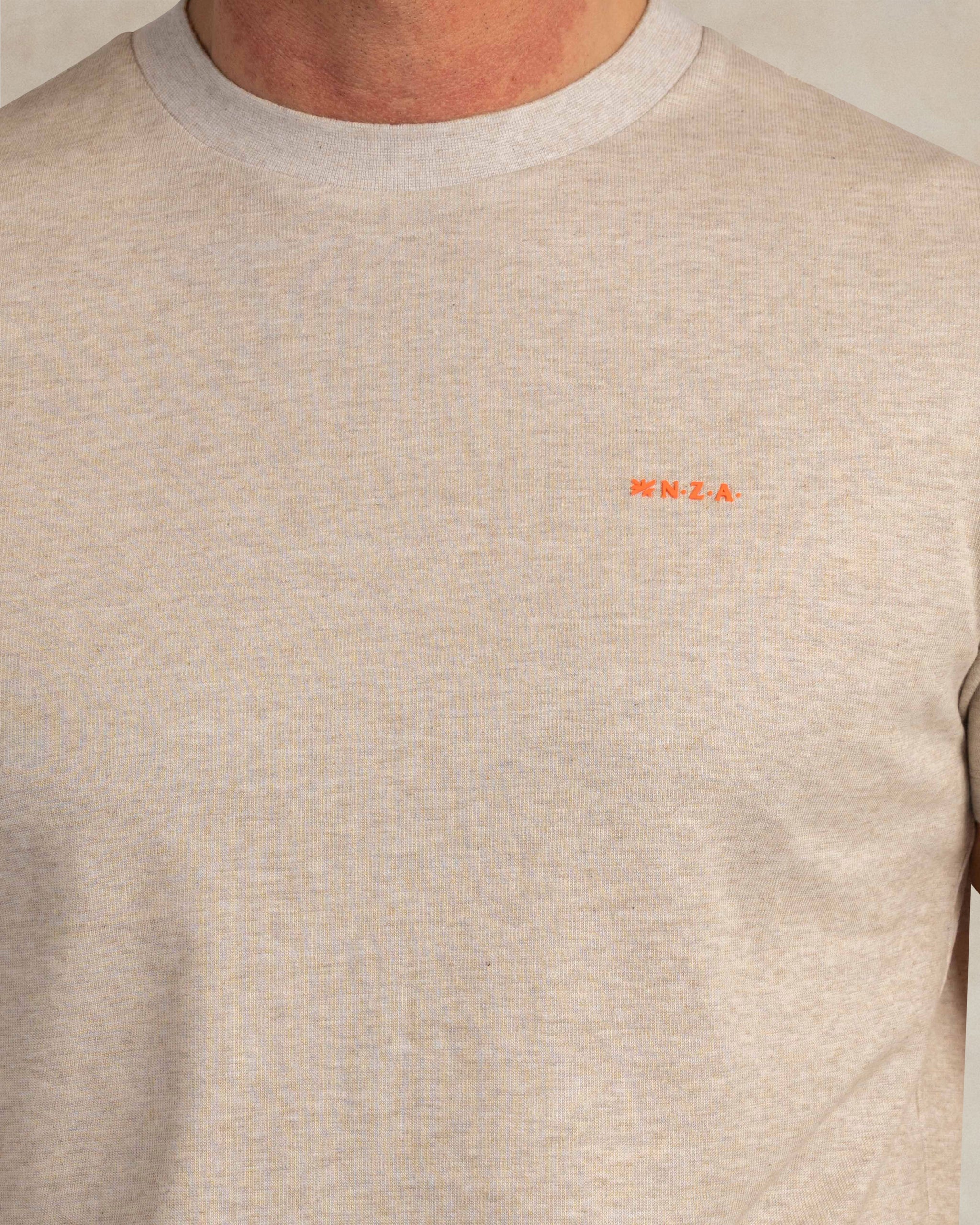 T-shirt en coton 100% écru T-shirt en coton 100% écru