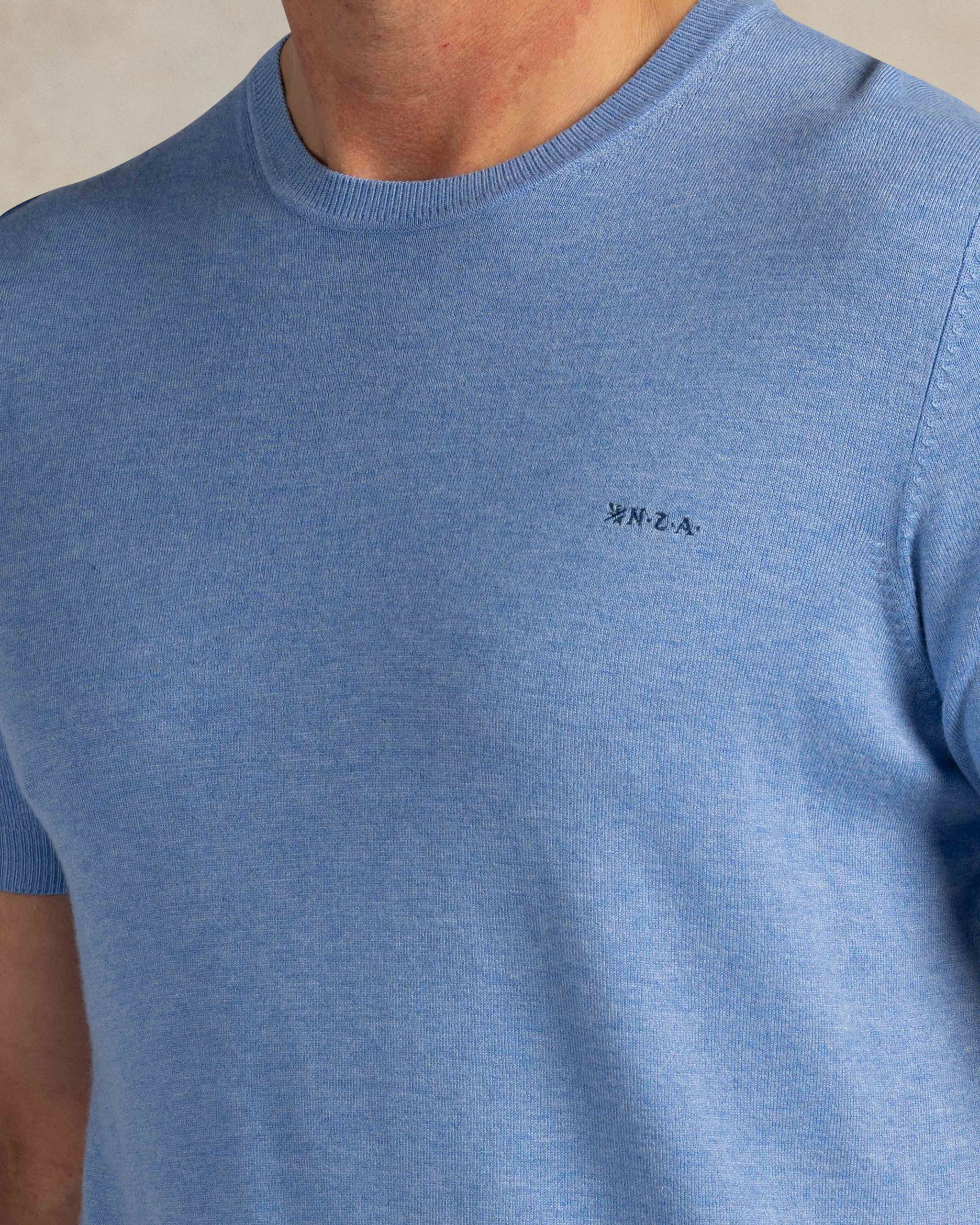 Blauw gebreid t-shirt Blauw gebreid t-shirt