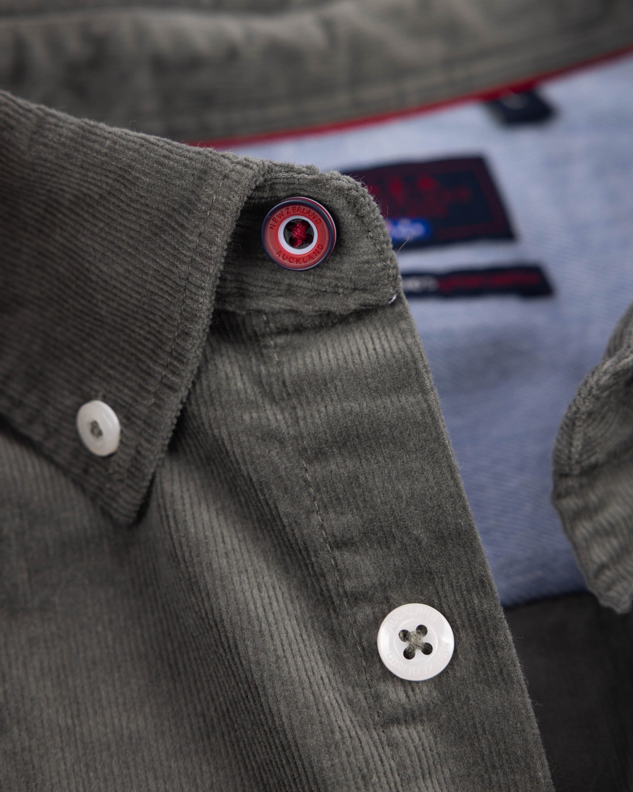 Camisa verde de algodón elástico Camisa verde de algodón elástico