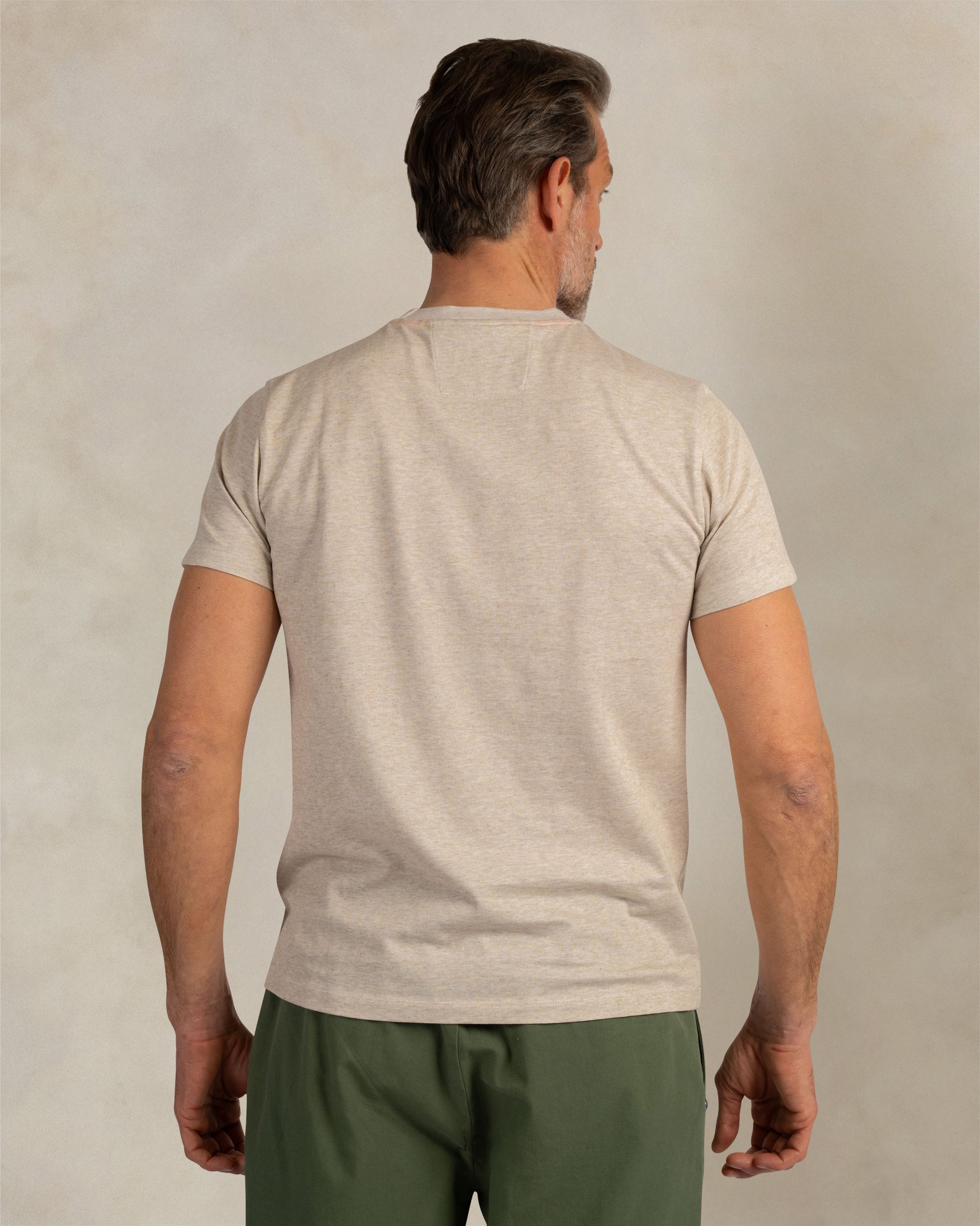 T-shirt en coton 100% écru T-shirt en coton 100% écru