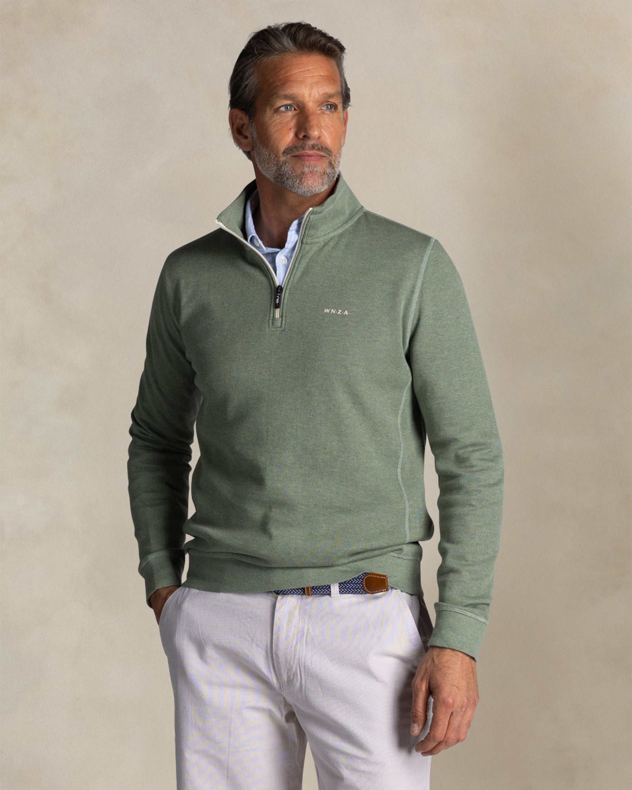 Groene katoenen trui met halve rits Groene katoenen trui met halve rits