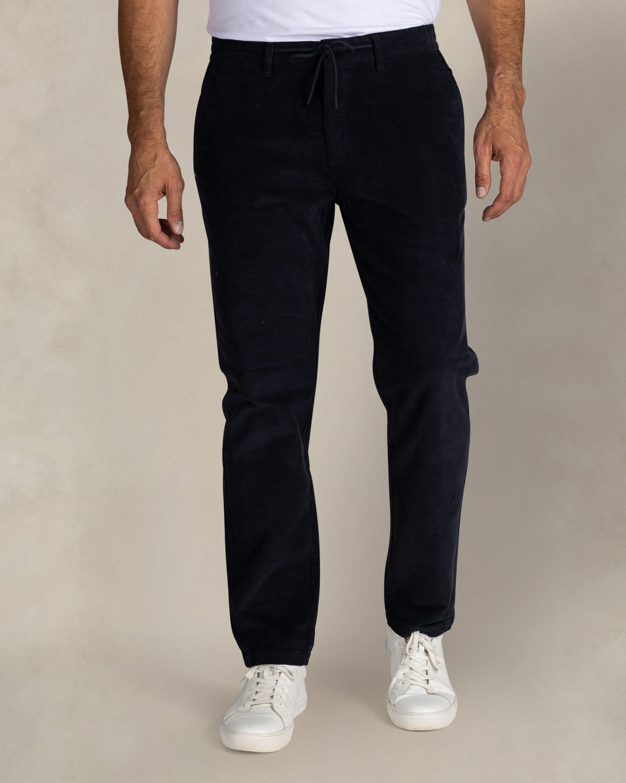 Pantalón azul de algodón elástico Pantalón azul de algodón elástico