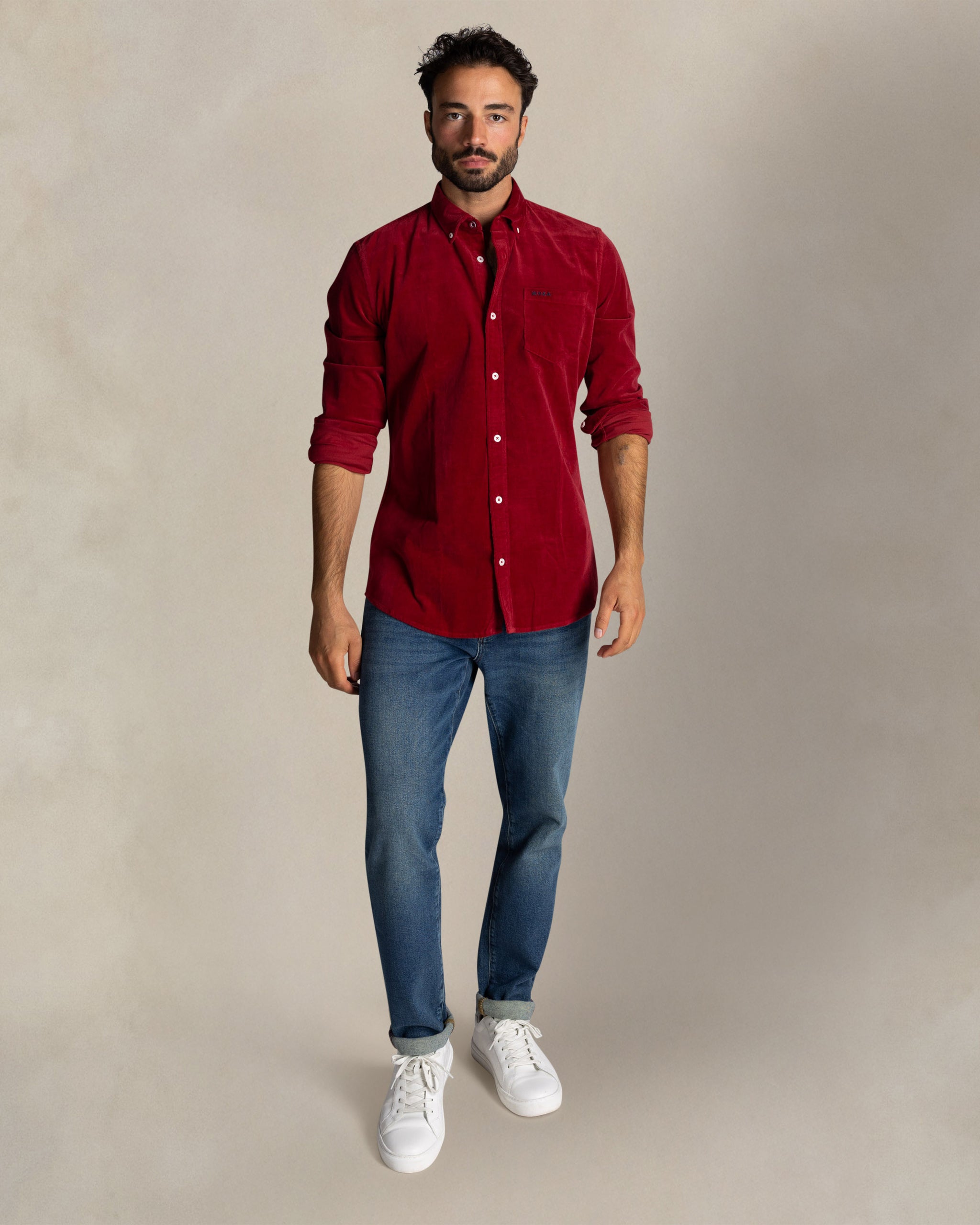 Camisa roja de algodón elástico Camisa roja de algodón elástico