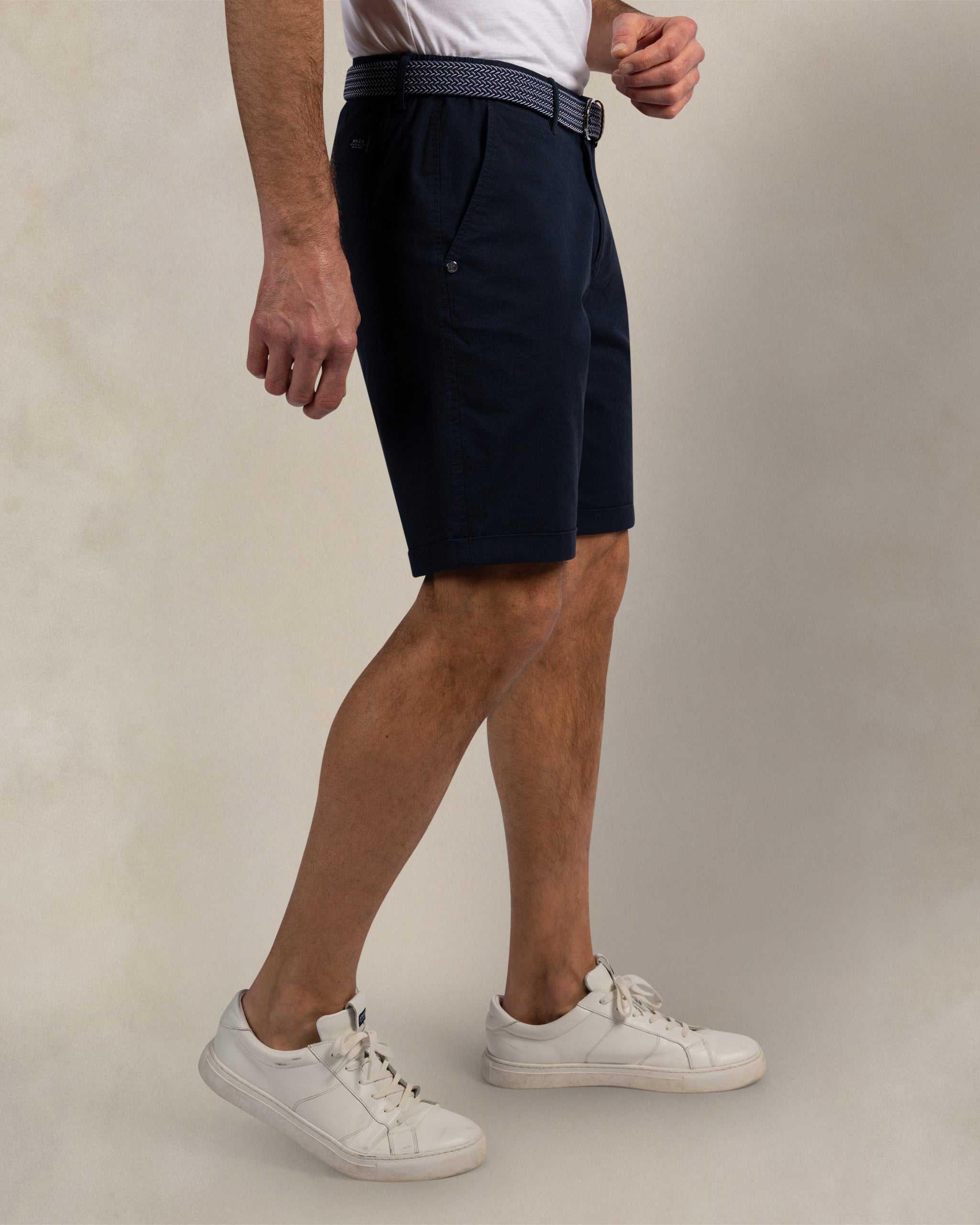Dunkelblaue Baumwollstretch-Chino-Shorts Dunkelblaue Baumwollstretch-Chino-Shorts