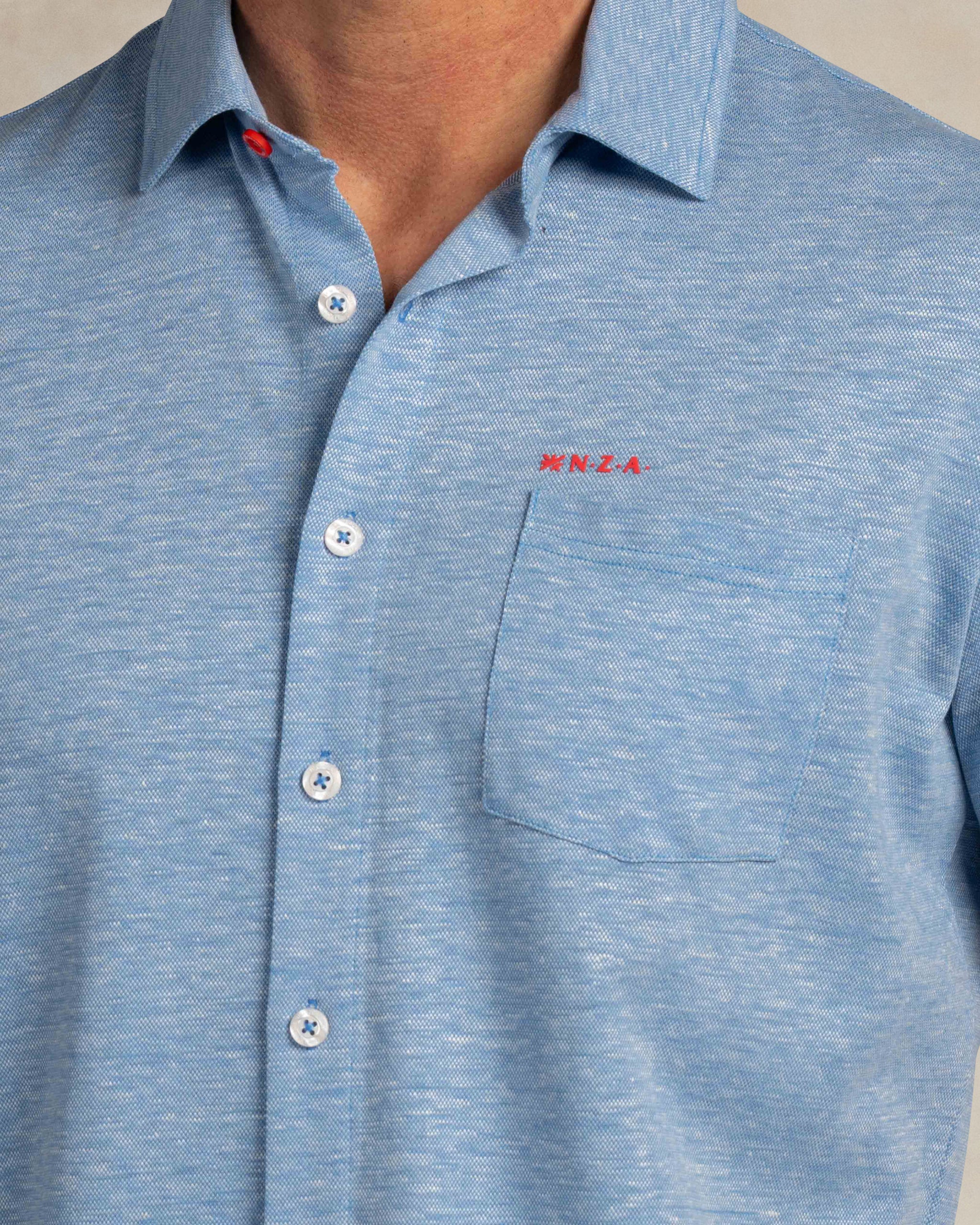 Camisa de lino azul claro de manga corta Camisa de lino azul claro de manga corta