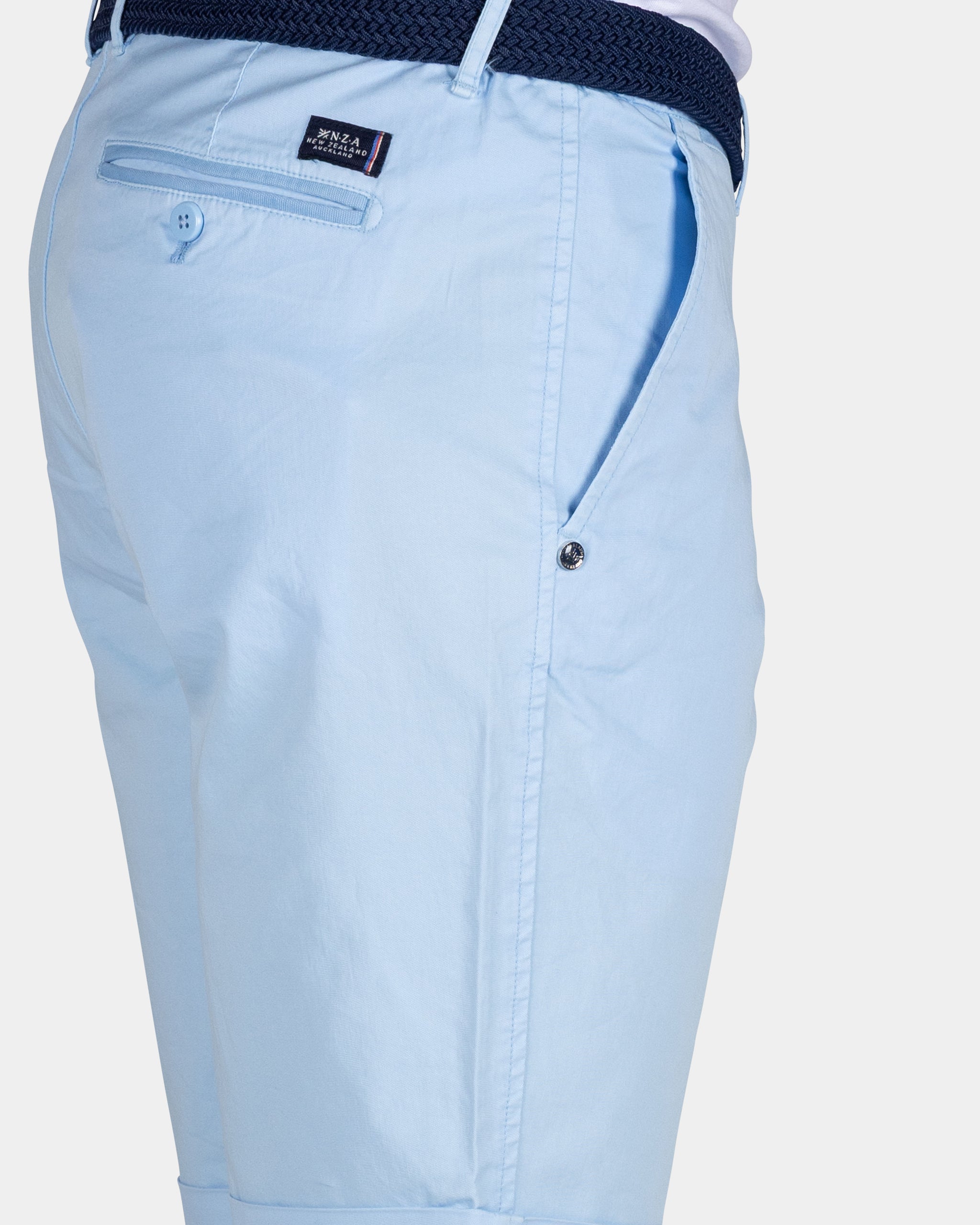 Lichtblauw katoenen chino short Lichtblauw katoenen chino short
