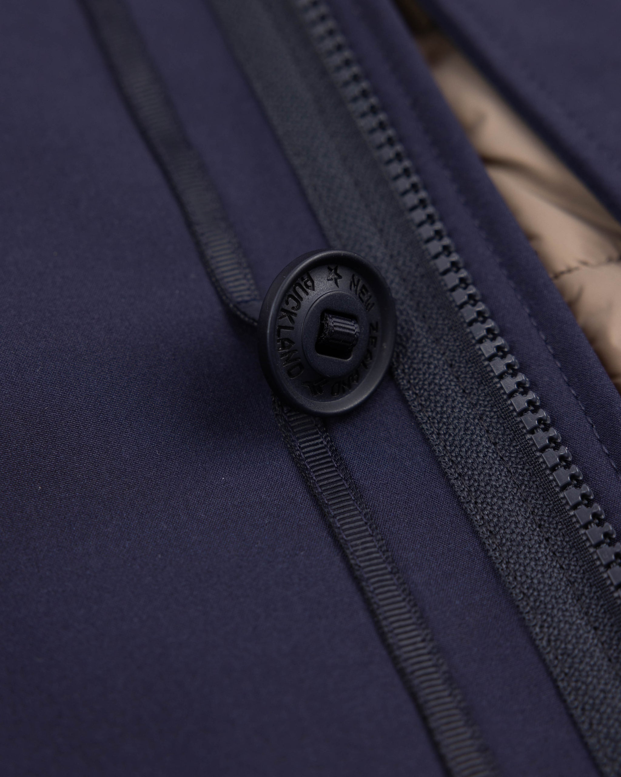 Blauer stretchjacke aus polyester Blauer stretchjacke aus polyester