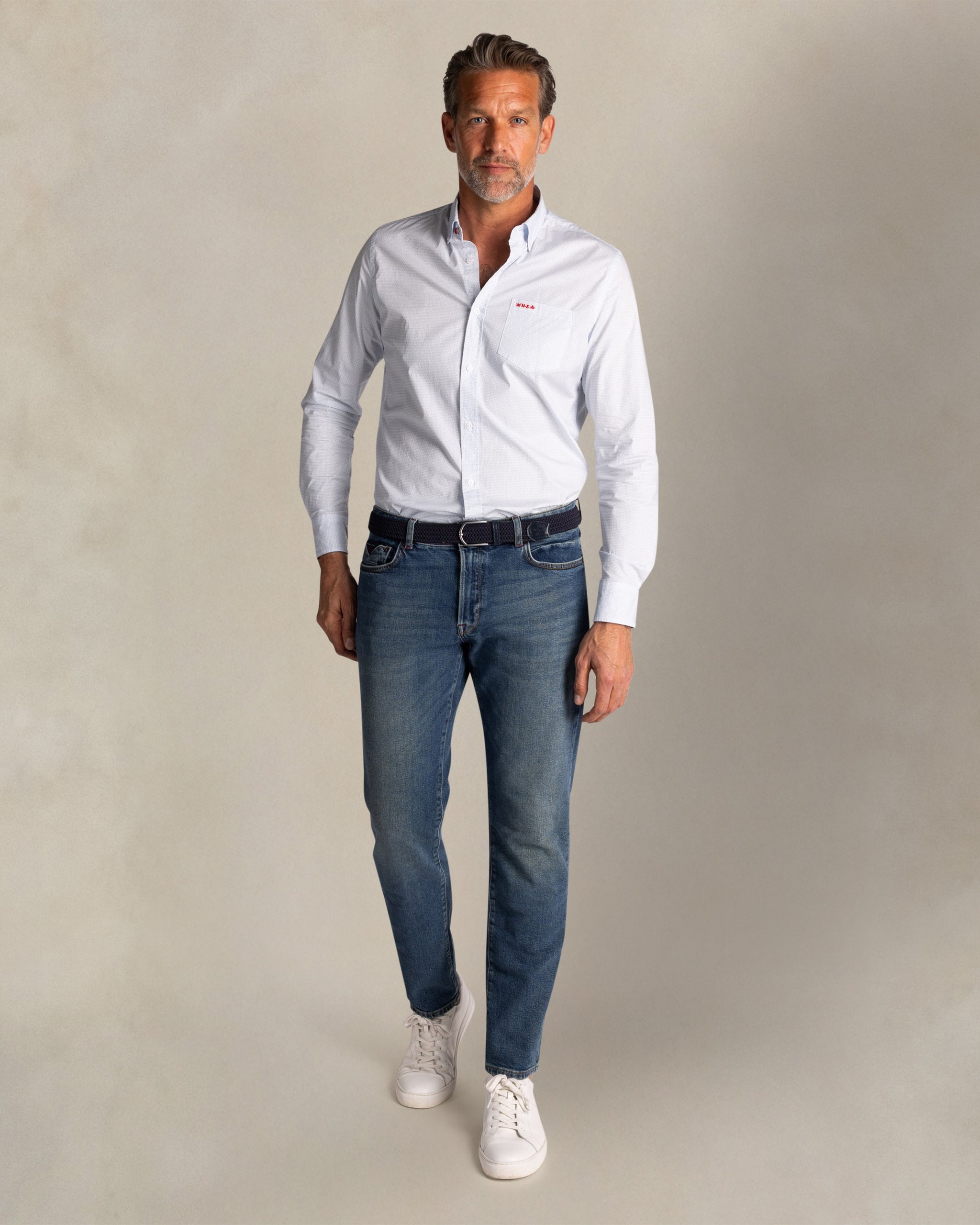 Blaues Baumwoll-Stretchhemd Blaues Baumwoll-Stretchhemd