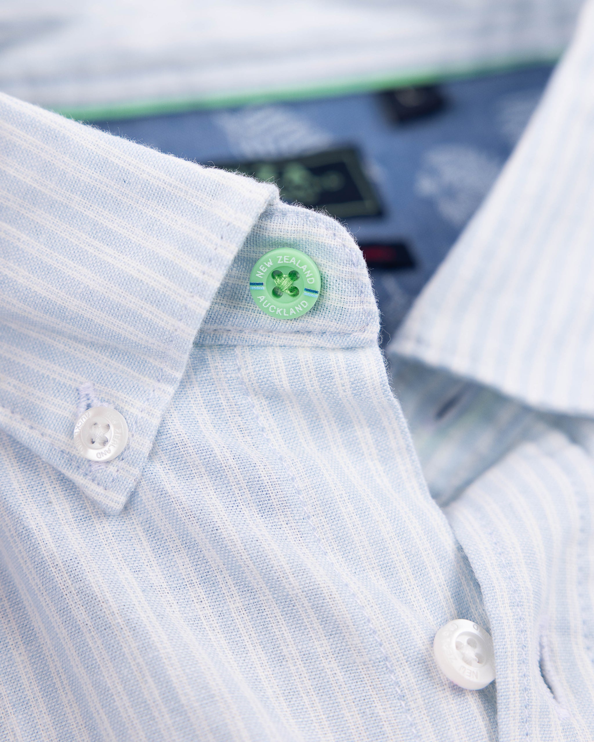 Pastelblauw gestreept linnen overhemd Pastelblauw gestreept linnen overhemd