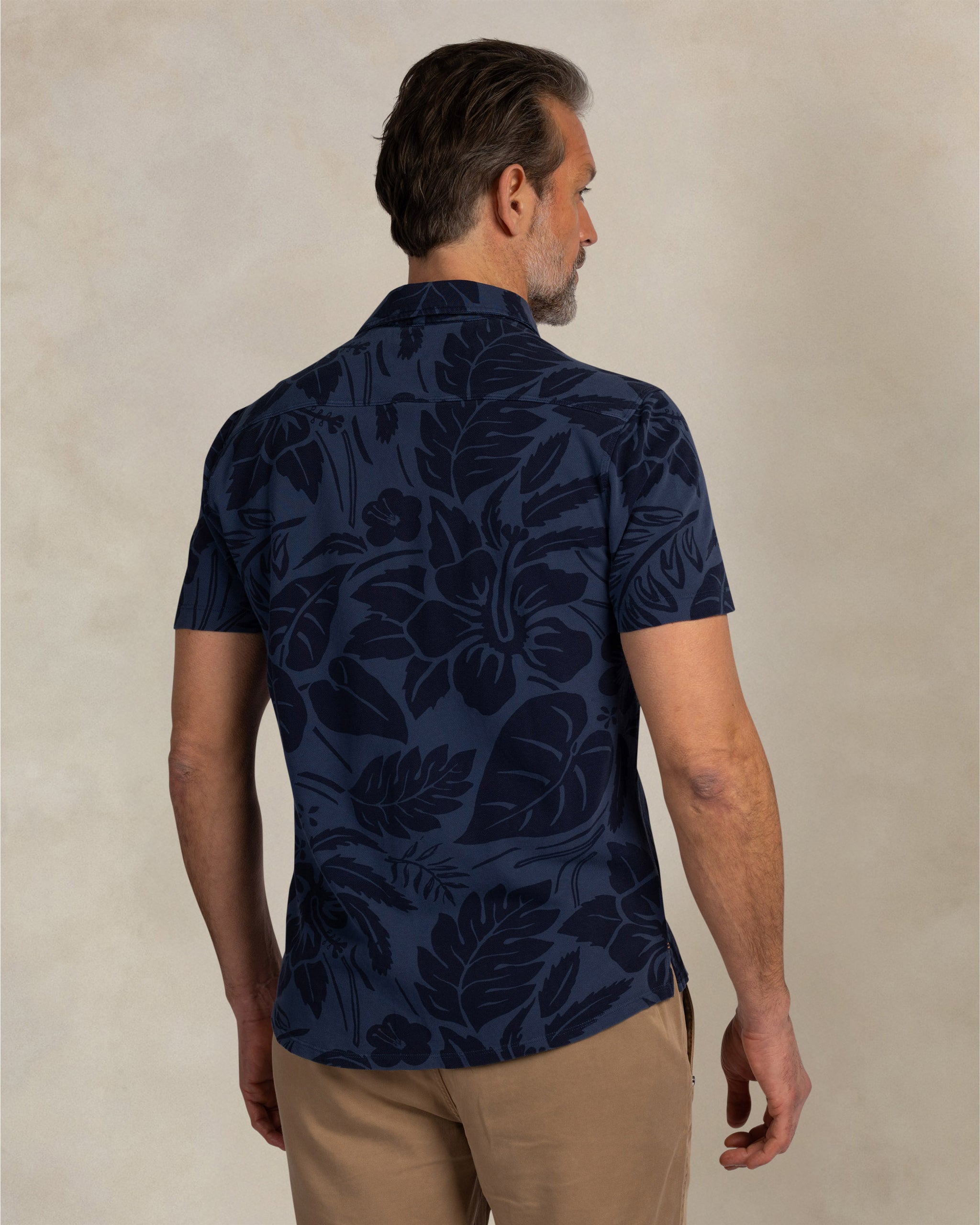 Polo azul oscuro 100% algodón de manga corta Polo azul oscuro 100% algodón de manga corta