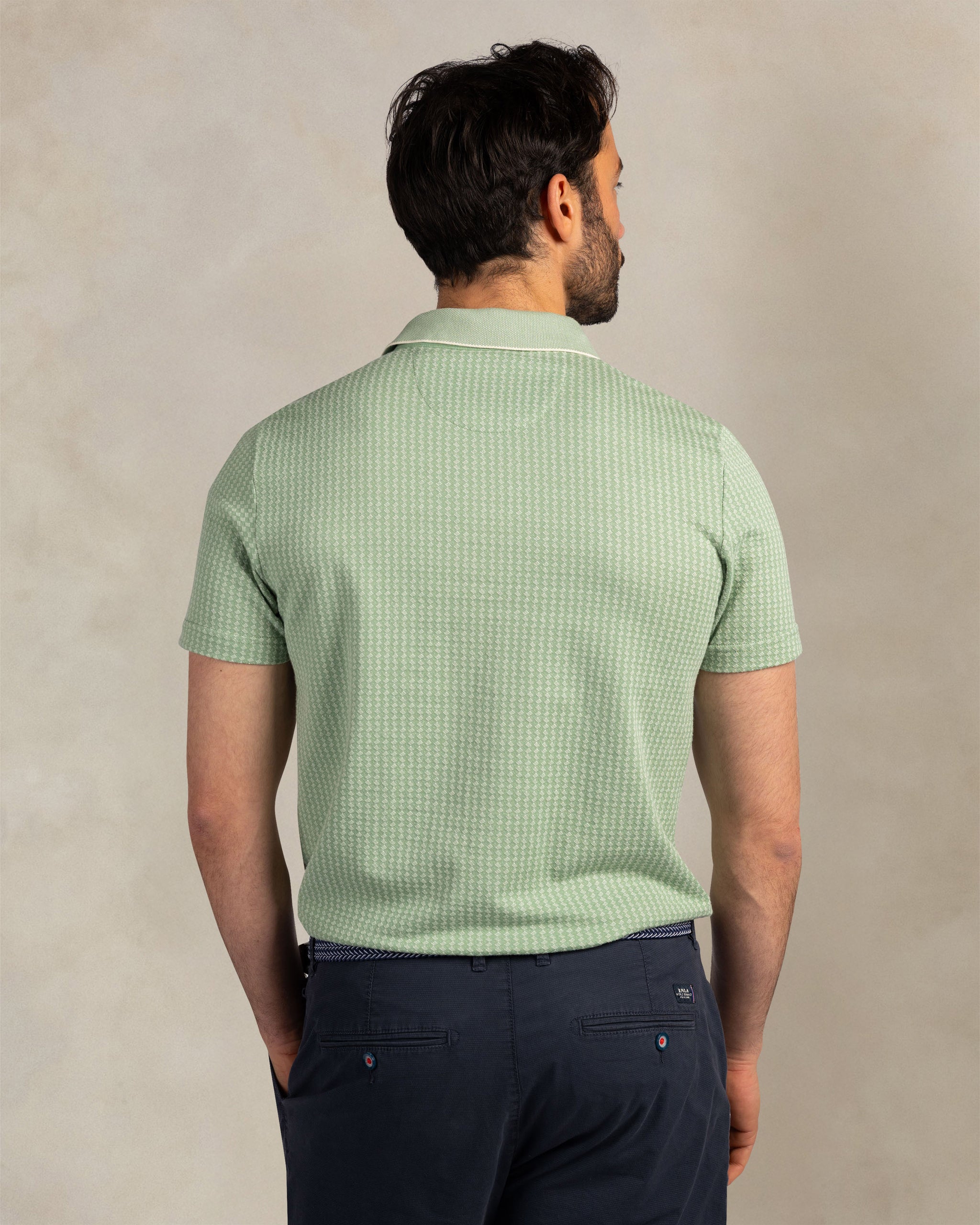 Polo verde 100% algodón con estampado Polo verde 100% algodón con estampado