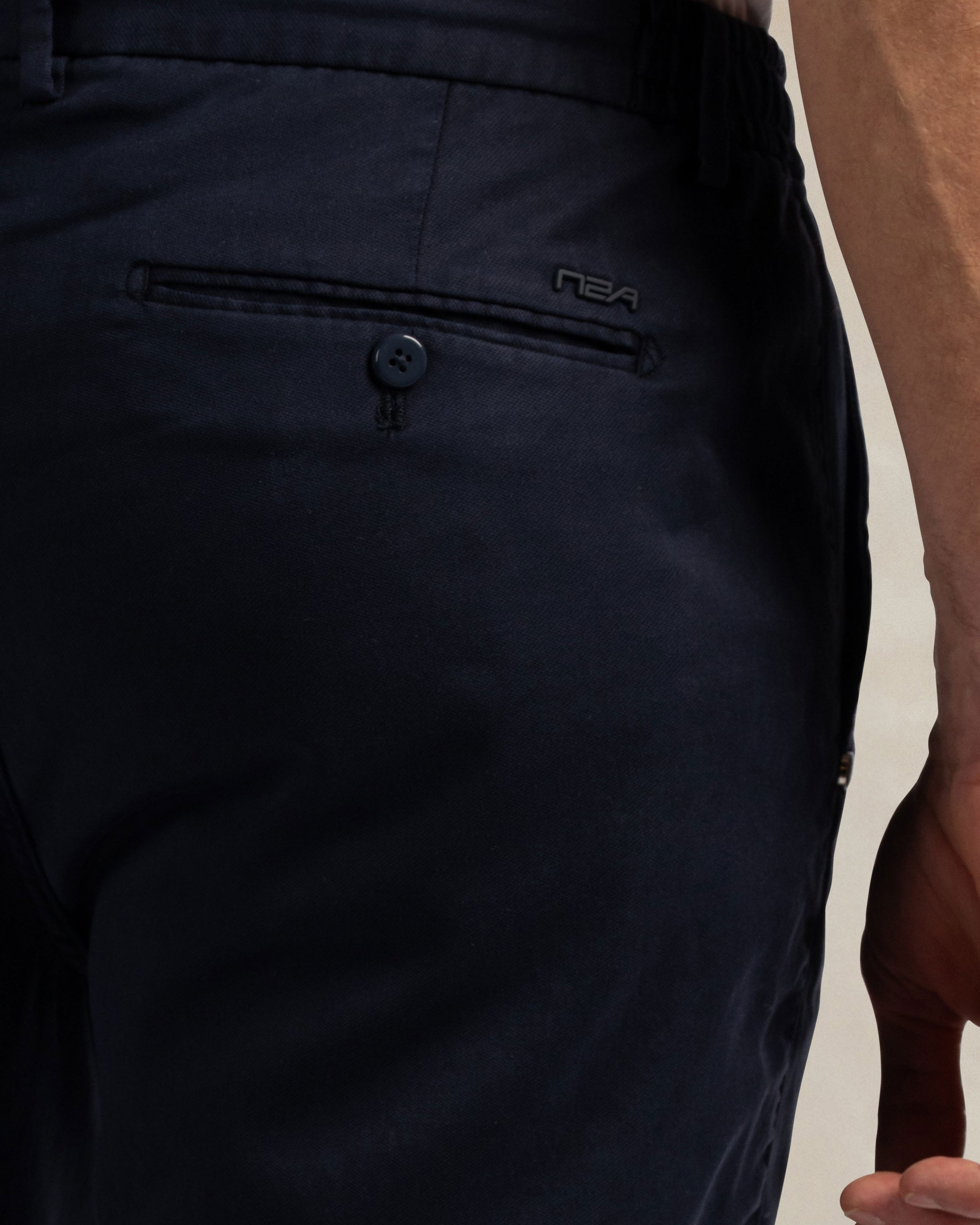 Dunkelblaue Stretch-Chino-Shorts Dunkelblaue Stretch-Chino-Shorts