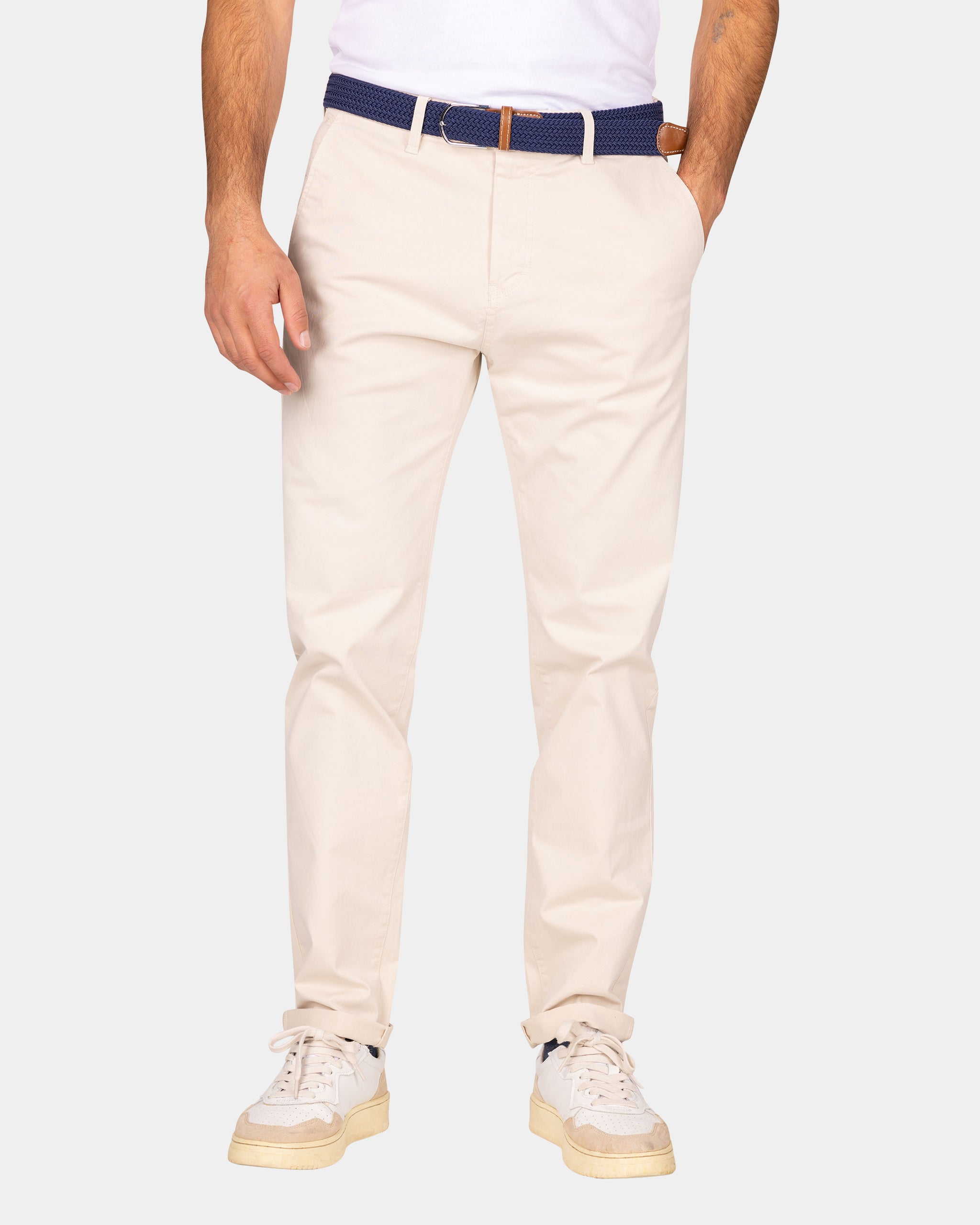 Chino crudo de algodón - Powder Sand Chino crudo de algodón - Powder Sand