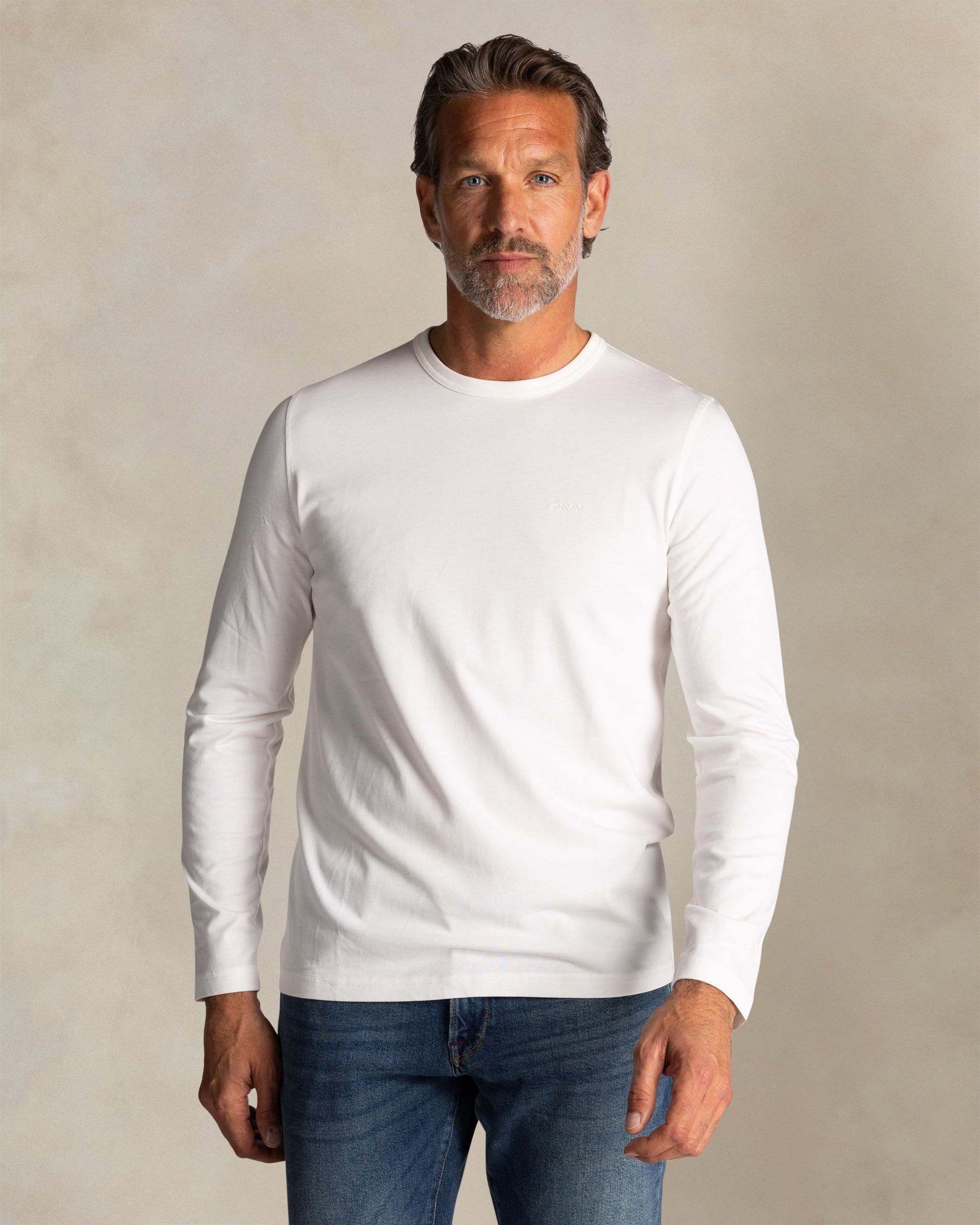 Witte katoenen longsleeve Witte katoenen longsleeve