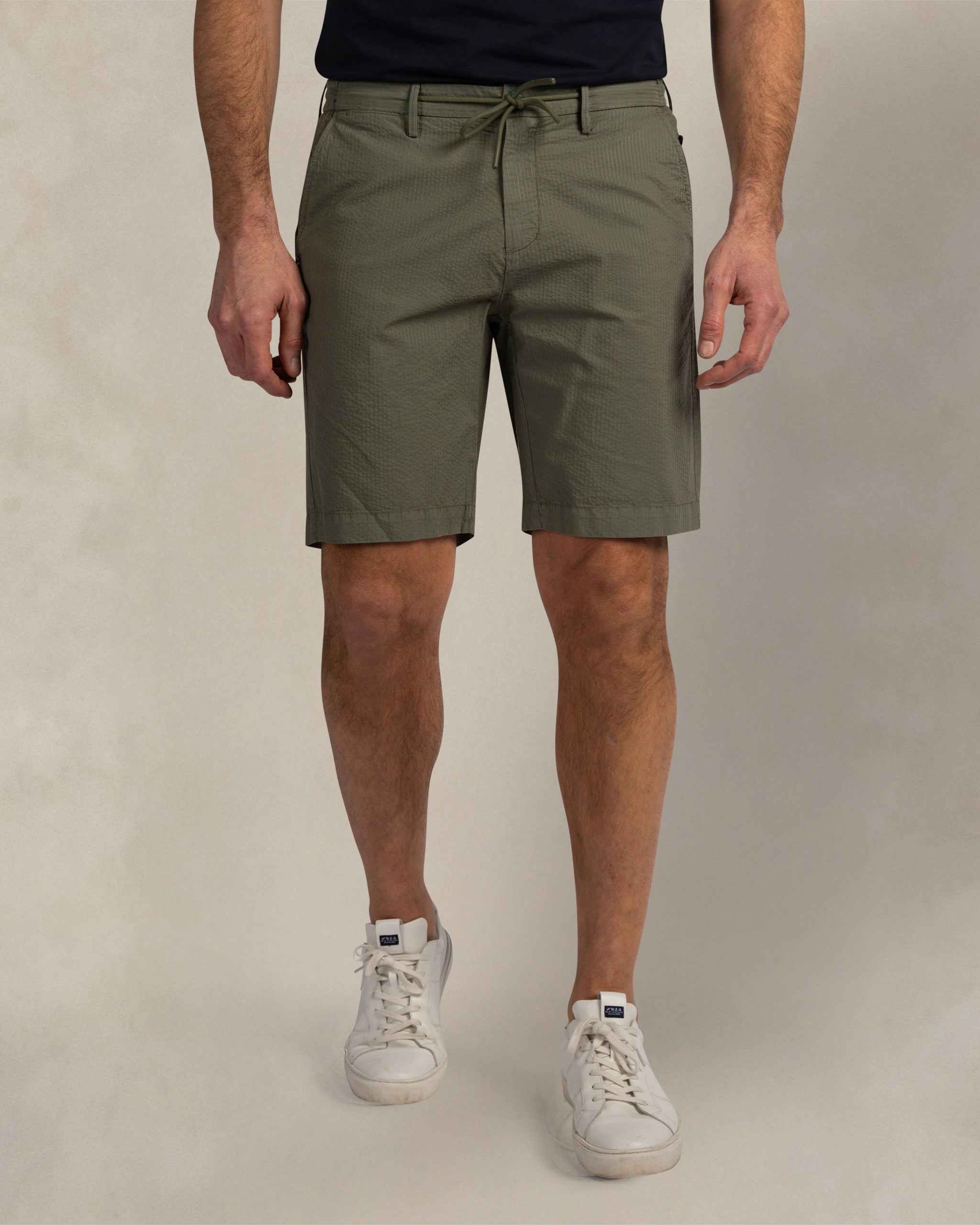 Dunkelgrüne Baumwollchino-Shorts Dunkelgrüne Baumwollchino-Shorts
