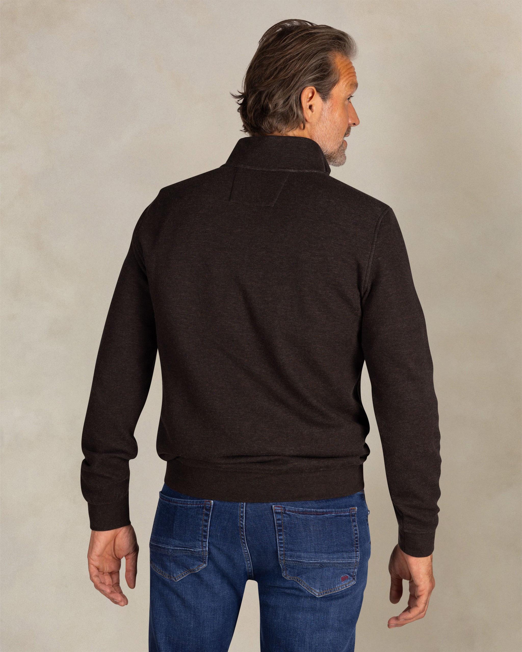 Brauner Baumwoll-Halbzip-Sweater Brauner Baumwoll-Halbzip-Sweater