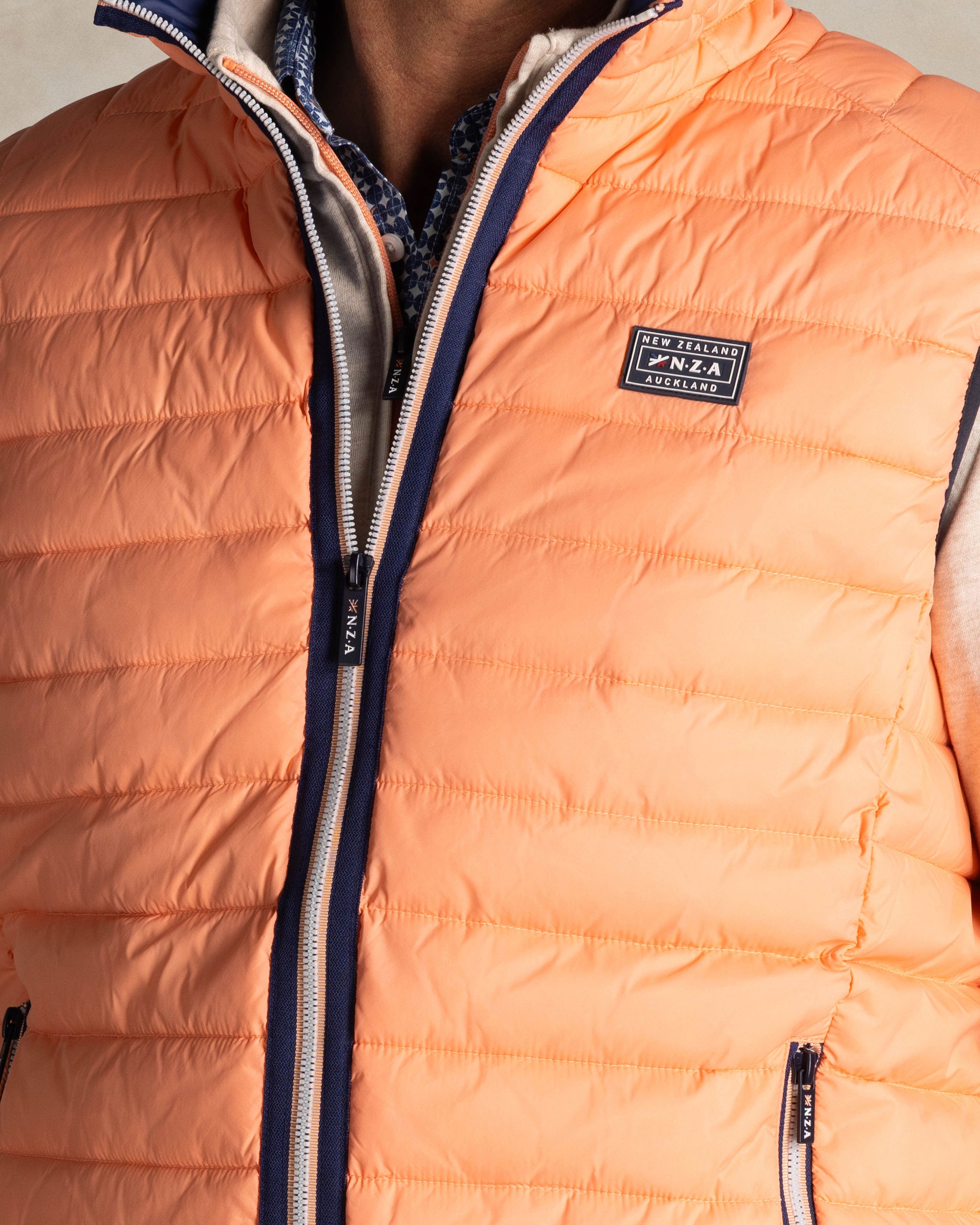 Orange gesteppte weste Orange gesteppte weste