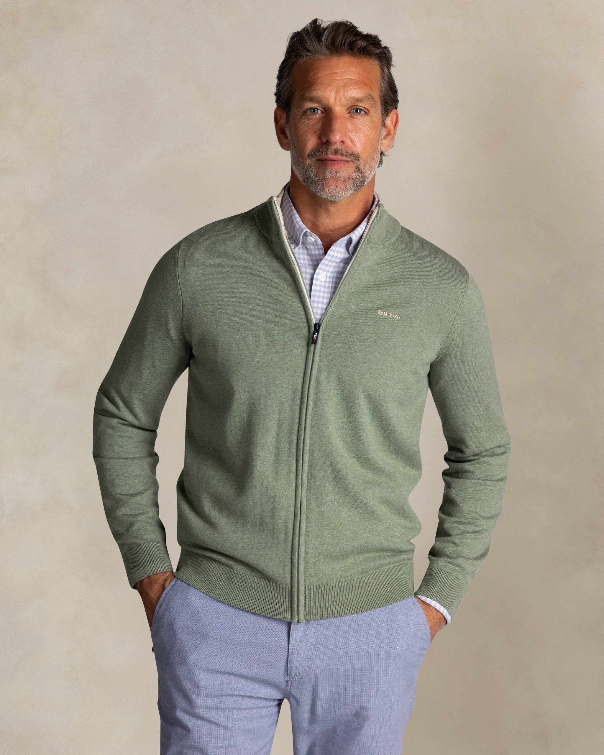 Hellgrüner Baumwoll-Cardigan Hellgrüner Baumwoll-Cardigan