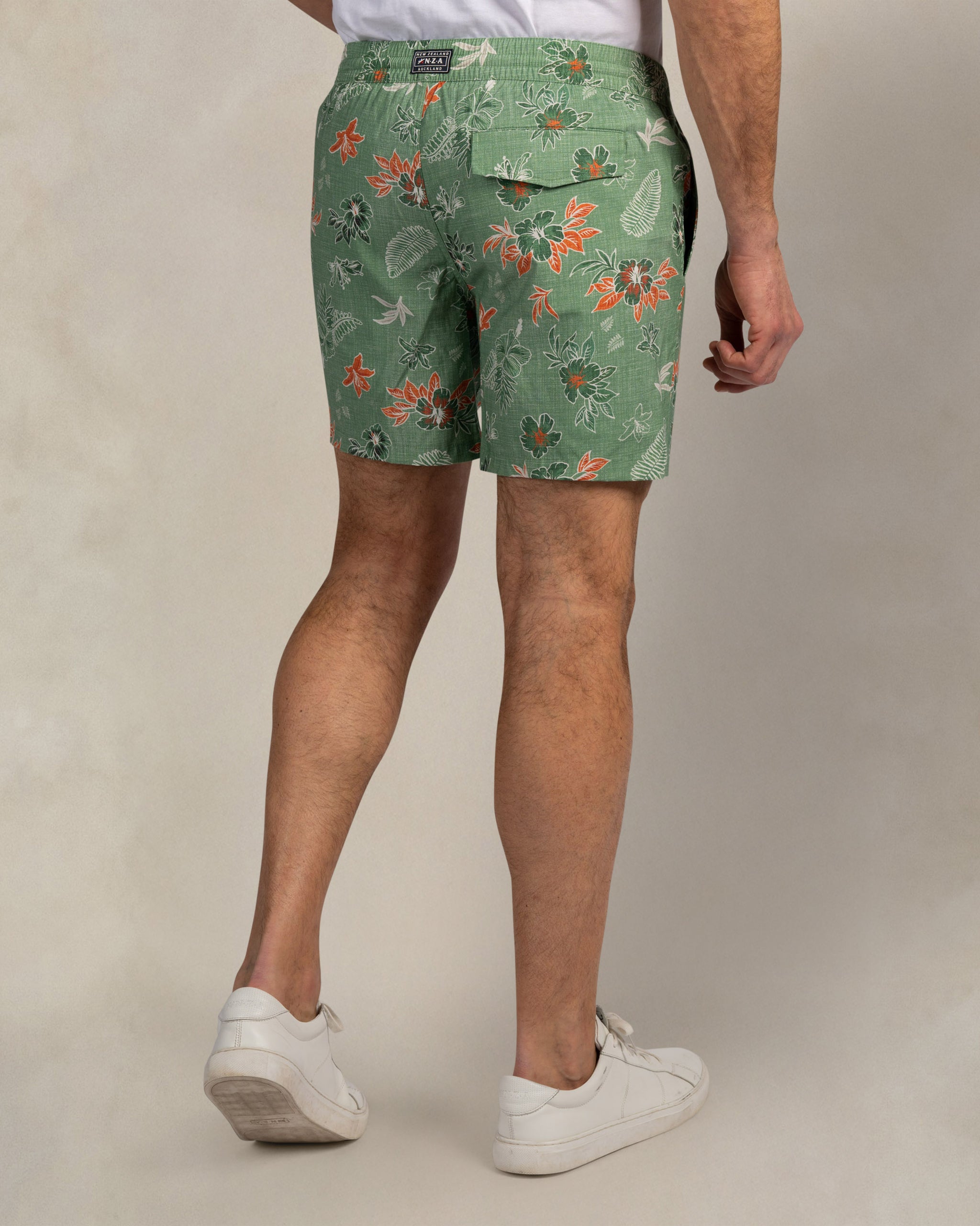 Bañador verde elástico con estampado Bañador verde elástico con estampado