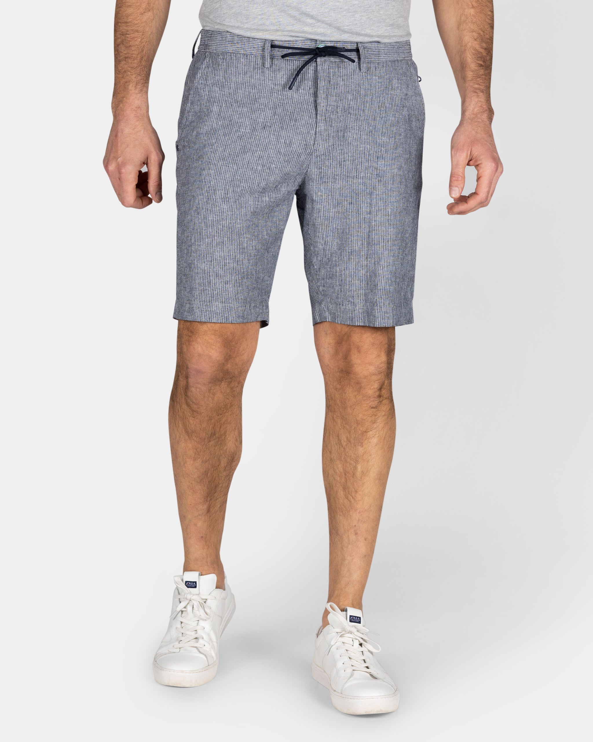Navy linnen cargo short Navy linnen cargo short