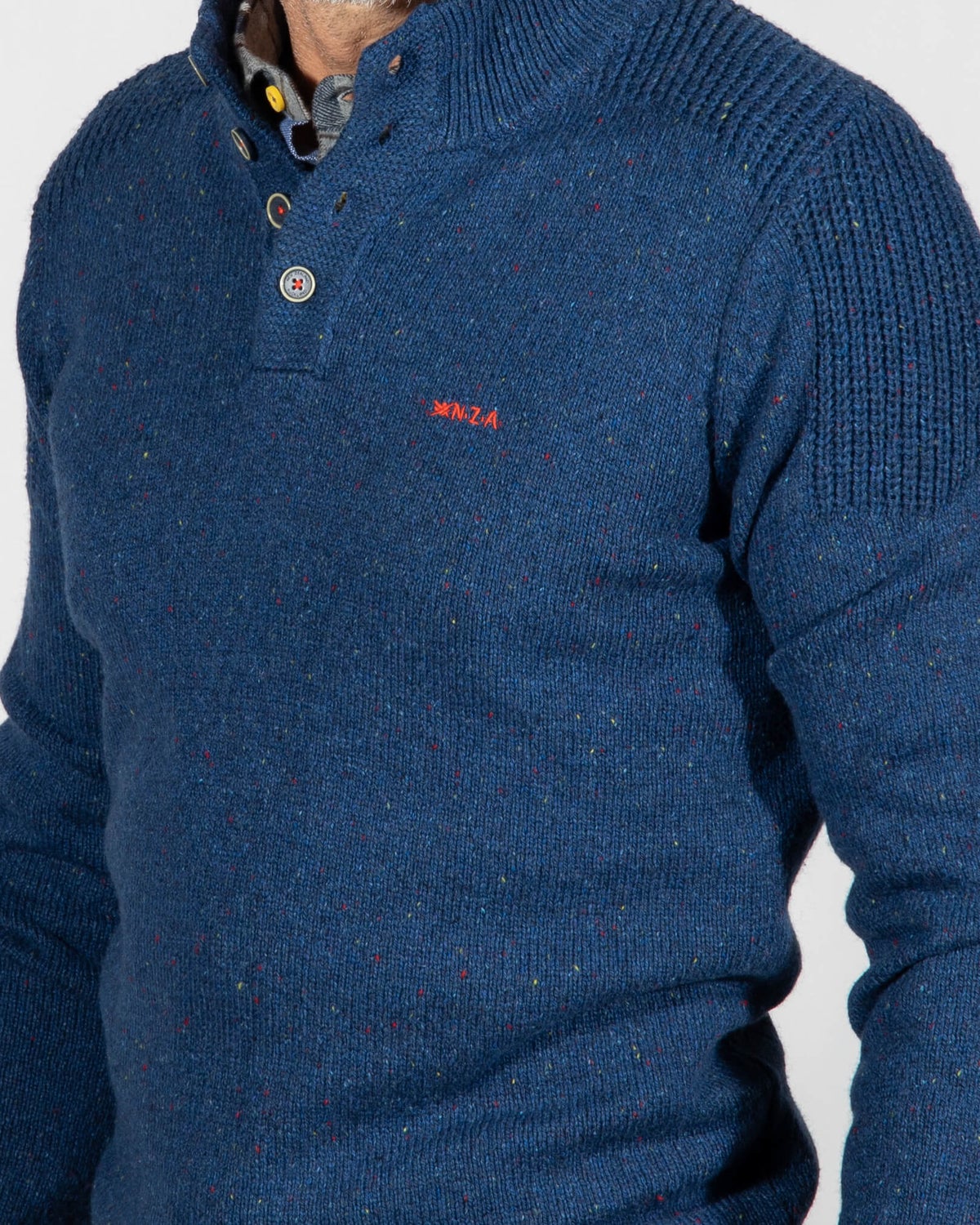 Einfarbiger Pullover mit Knöpfen Brownlee - Storm Blue