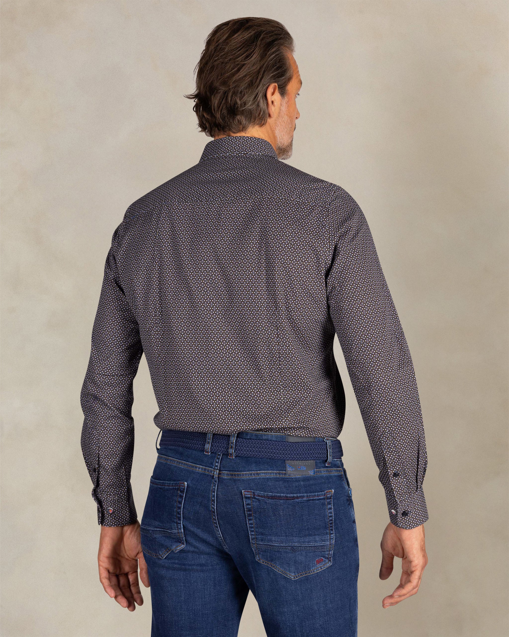 Camisa azul de algodón elástico Camisa azul de algodón elástico