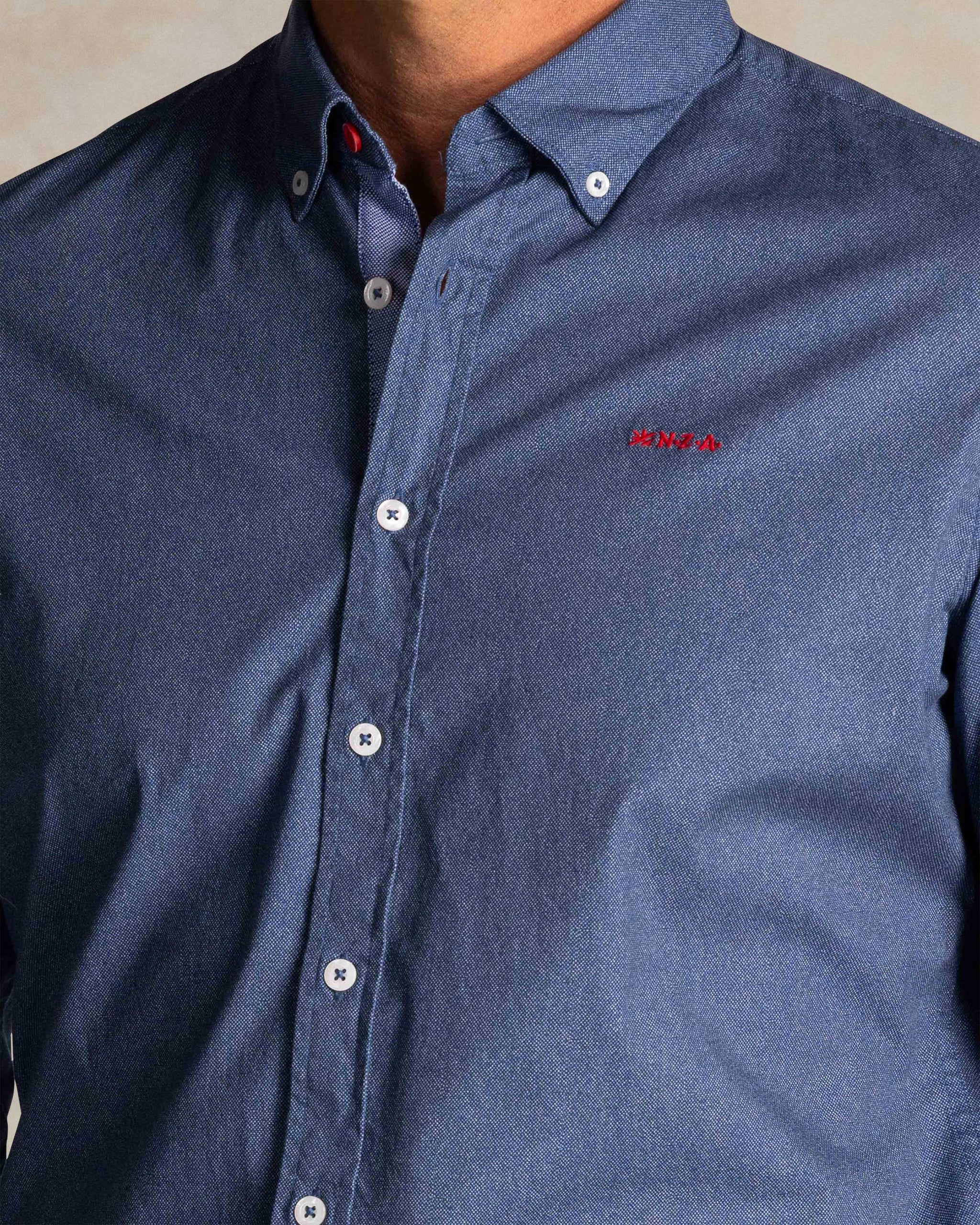 Blaues stretch-baumwollhemd Blaues stretch-baumwollhemd