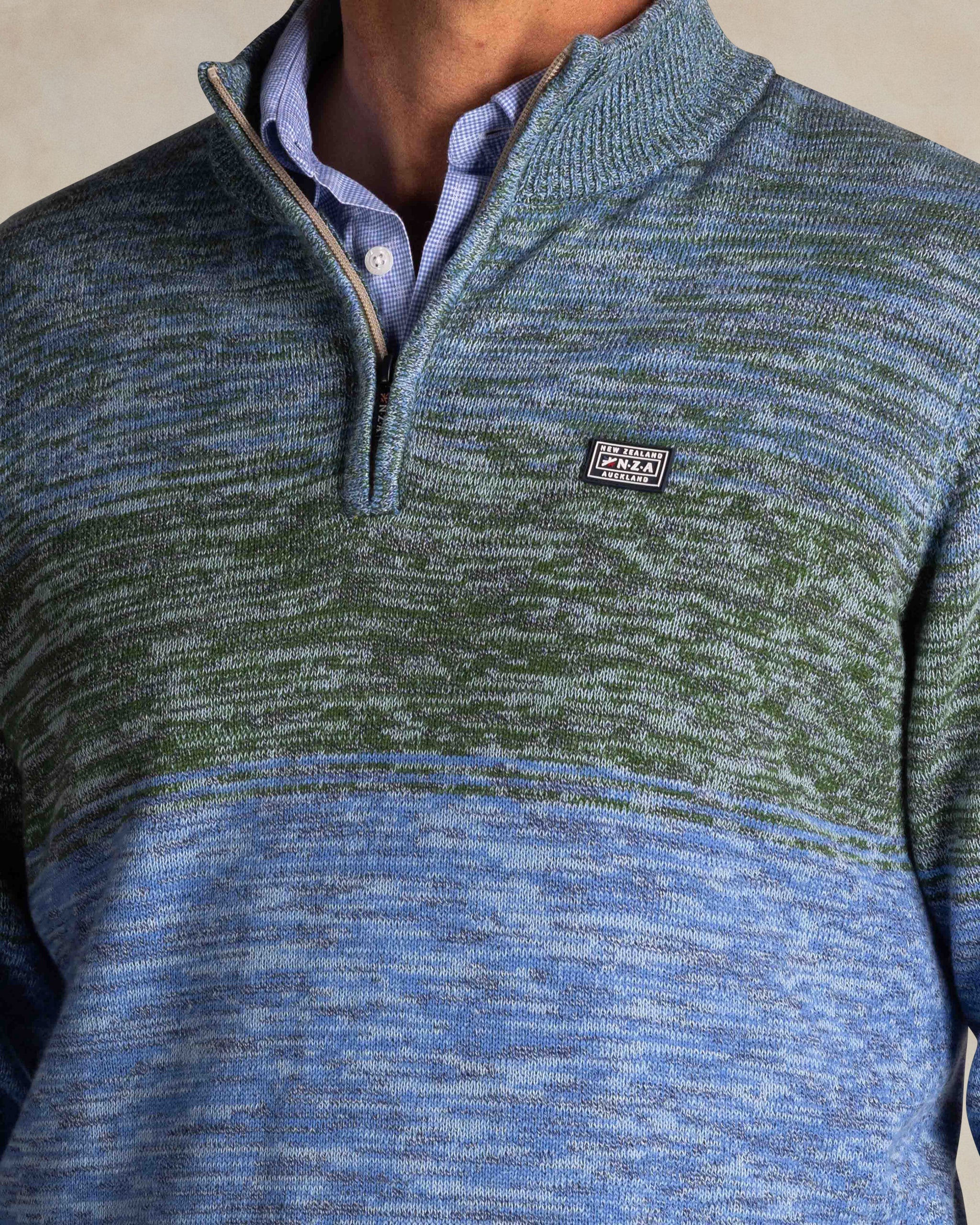 Jersey azul con media cremallera Jersey azul con media cremallera