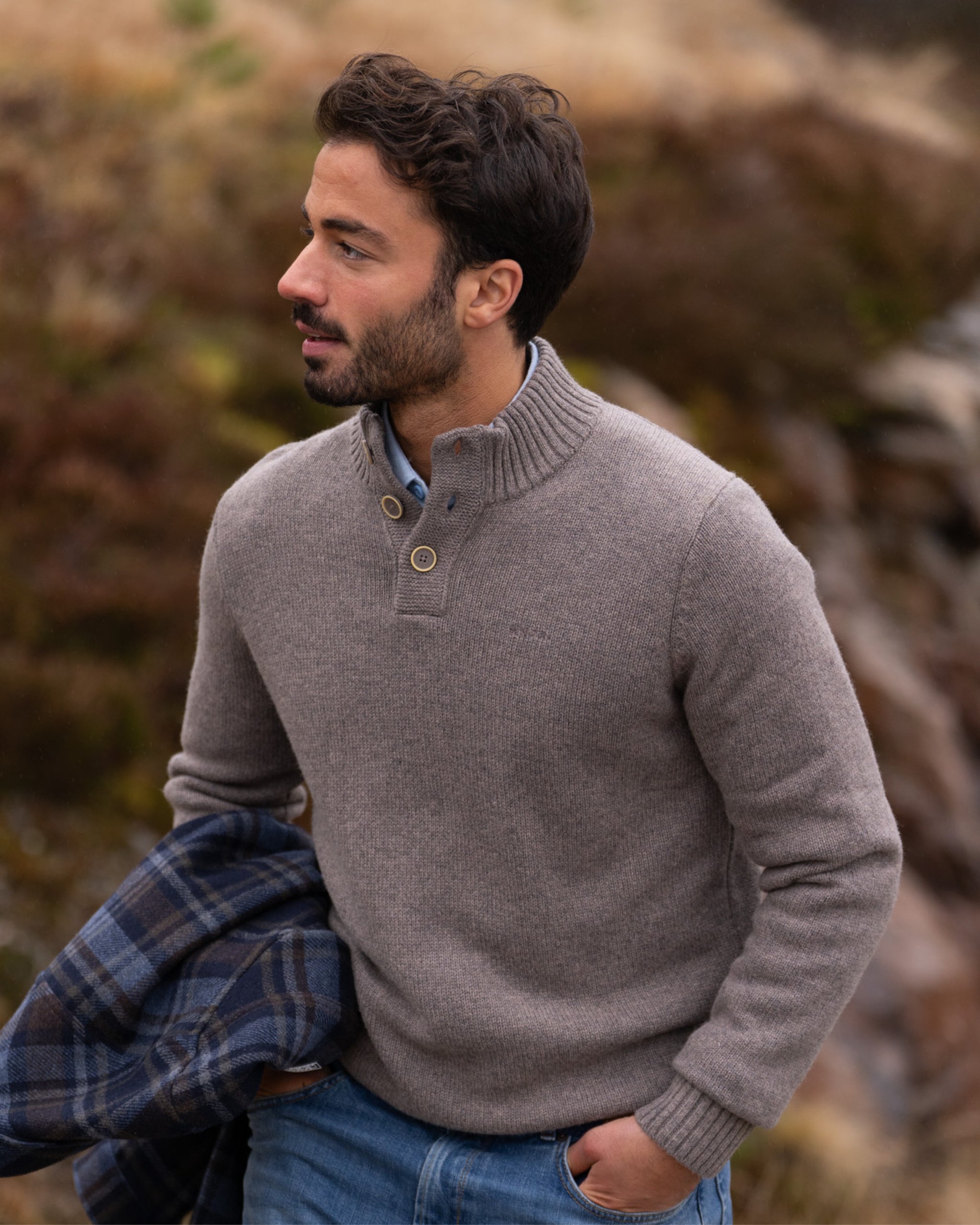 Brown wool pullover Brown wool pullover