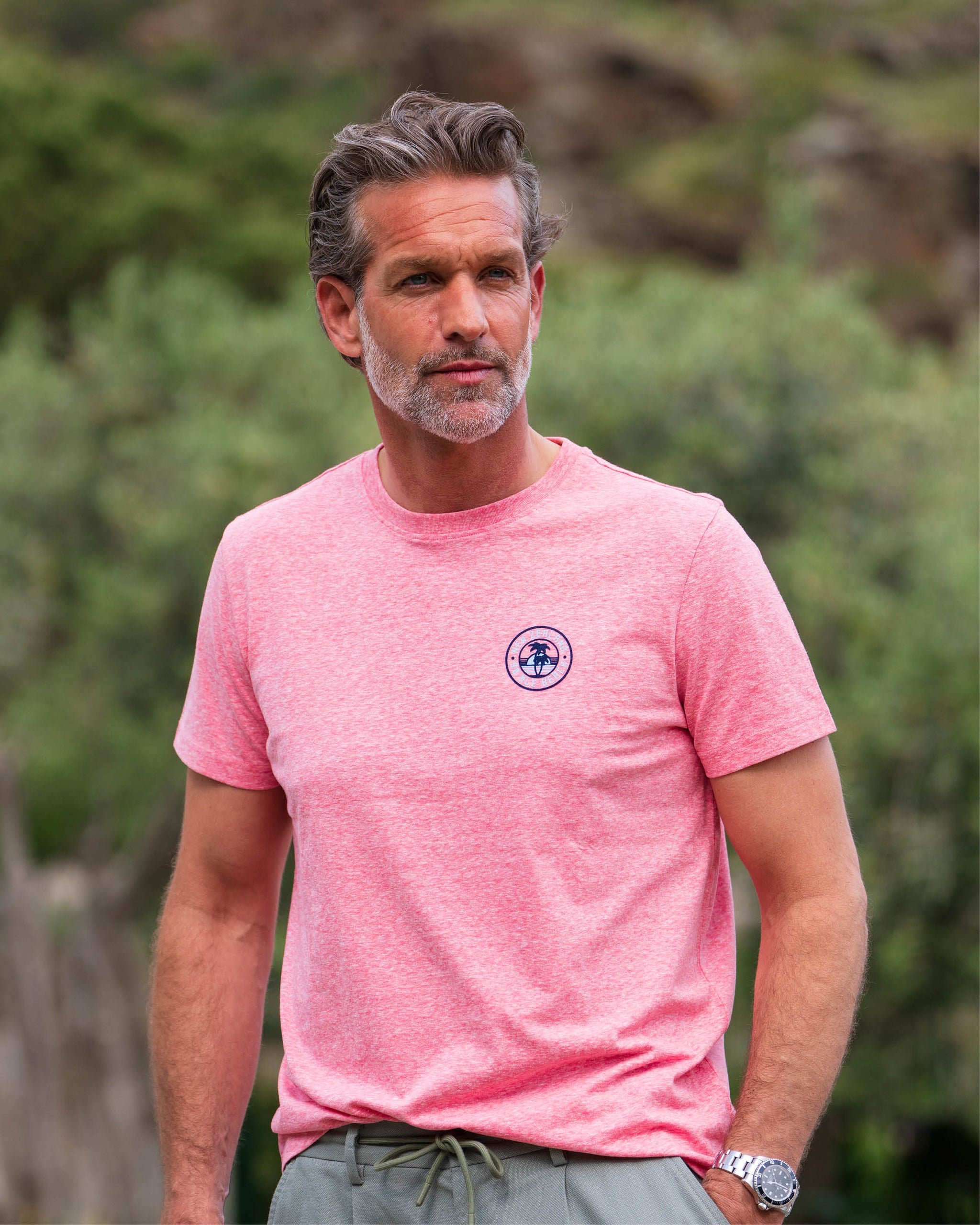 Roze t-shirt met logo Roze t-shirt met logo