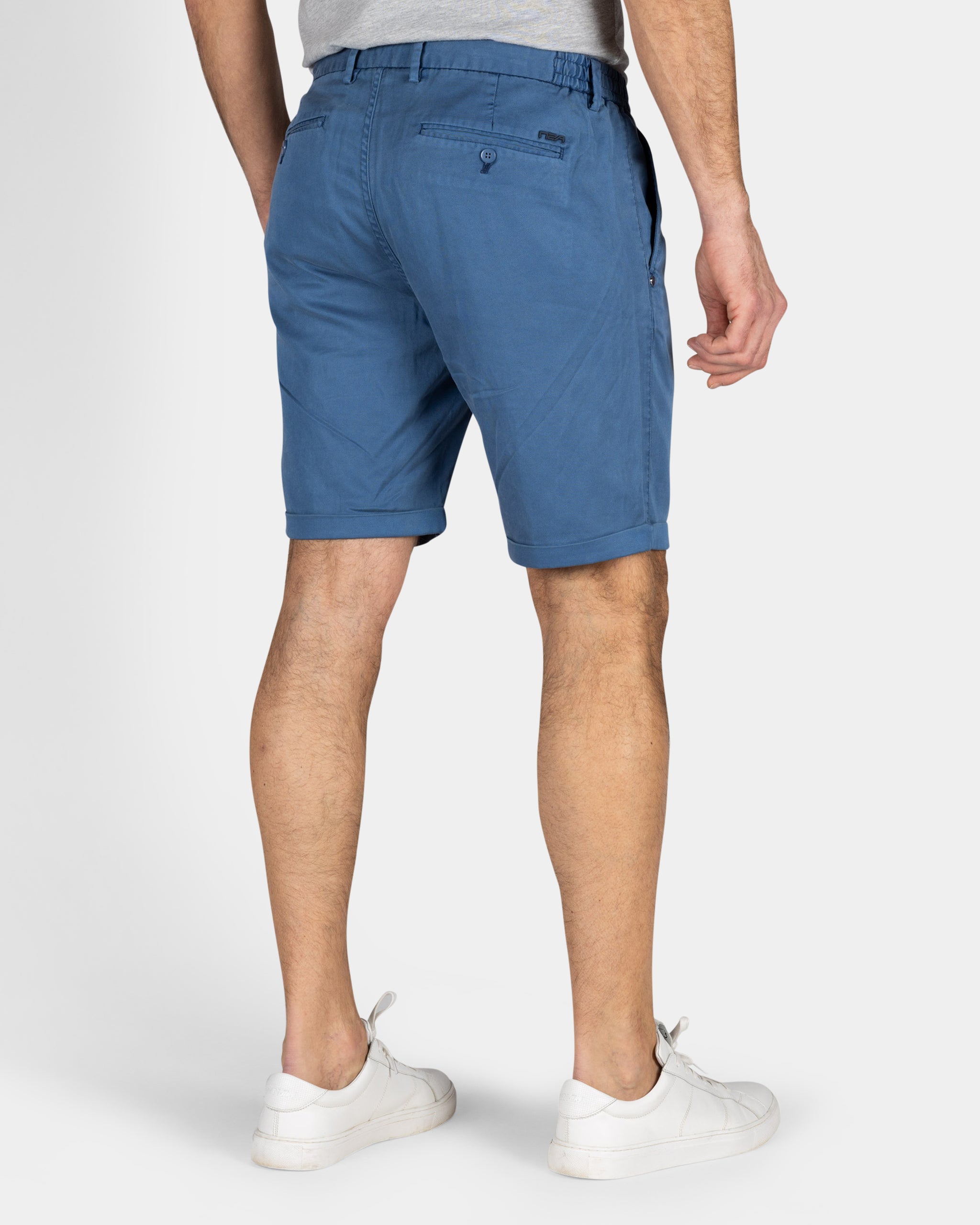 Blauw chino short met stretch Blauw chino short met stretch